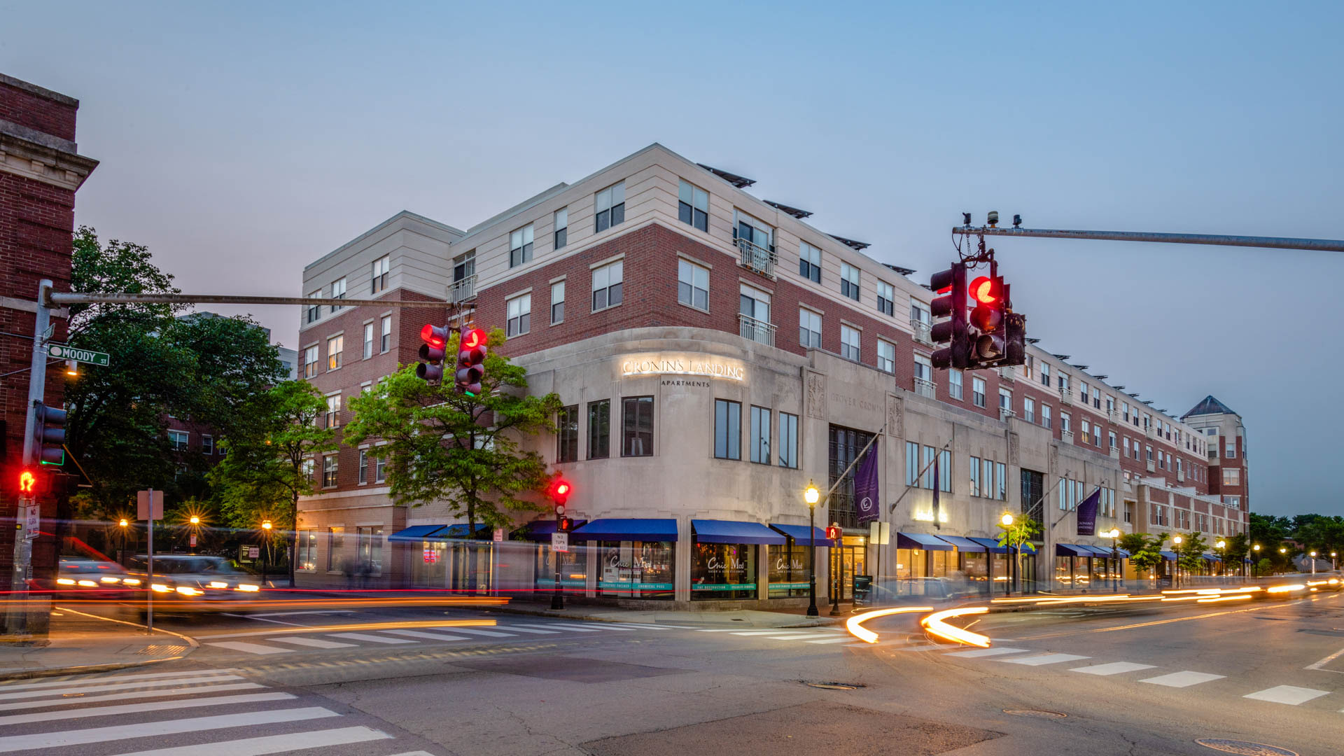 Cronin S Landing Apartments Waltham 25 Crescent Street