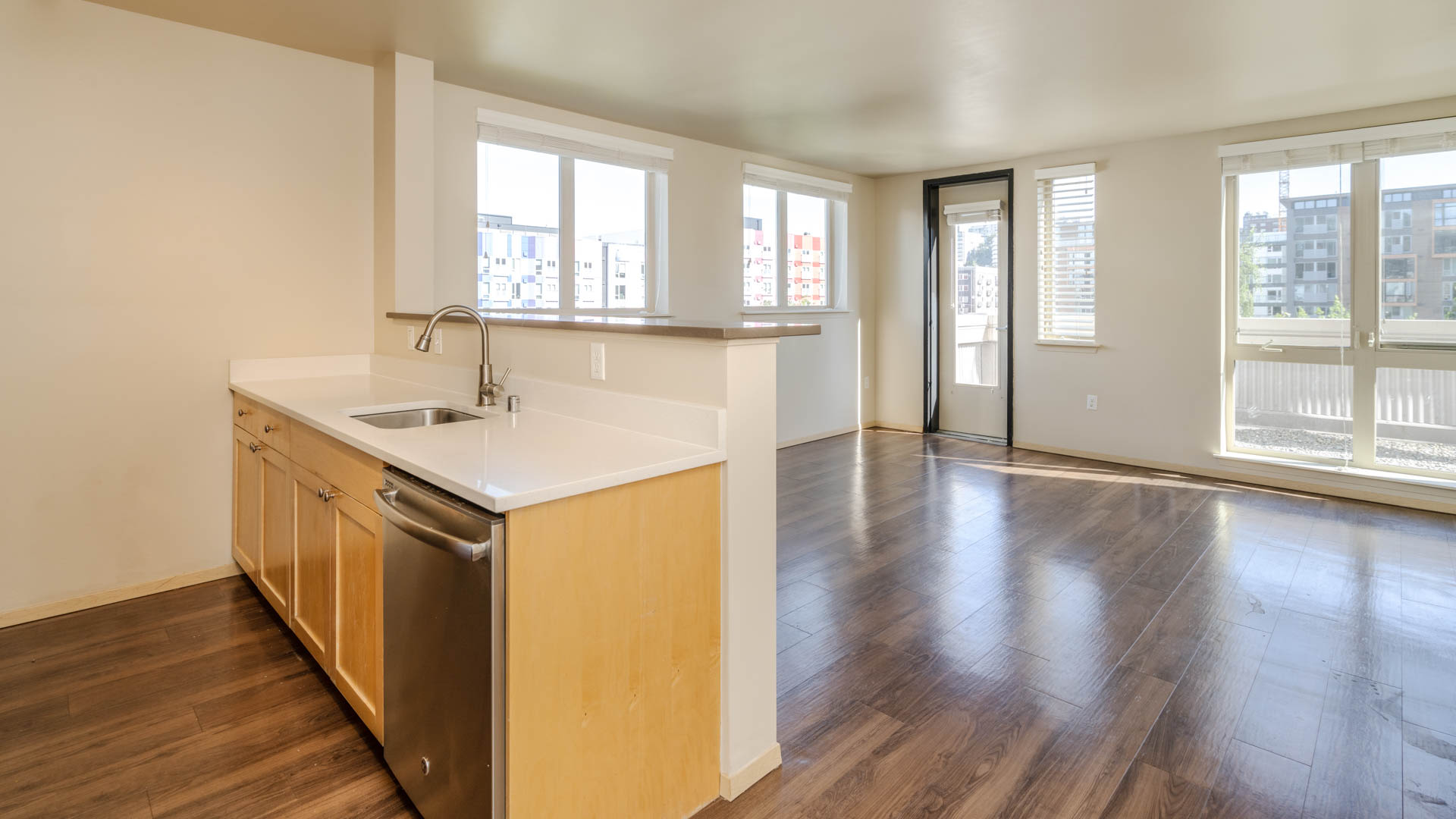 Modern Alcyone Apartments Seattle Wa 98109 