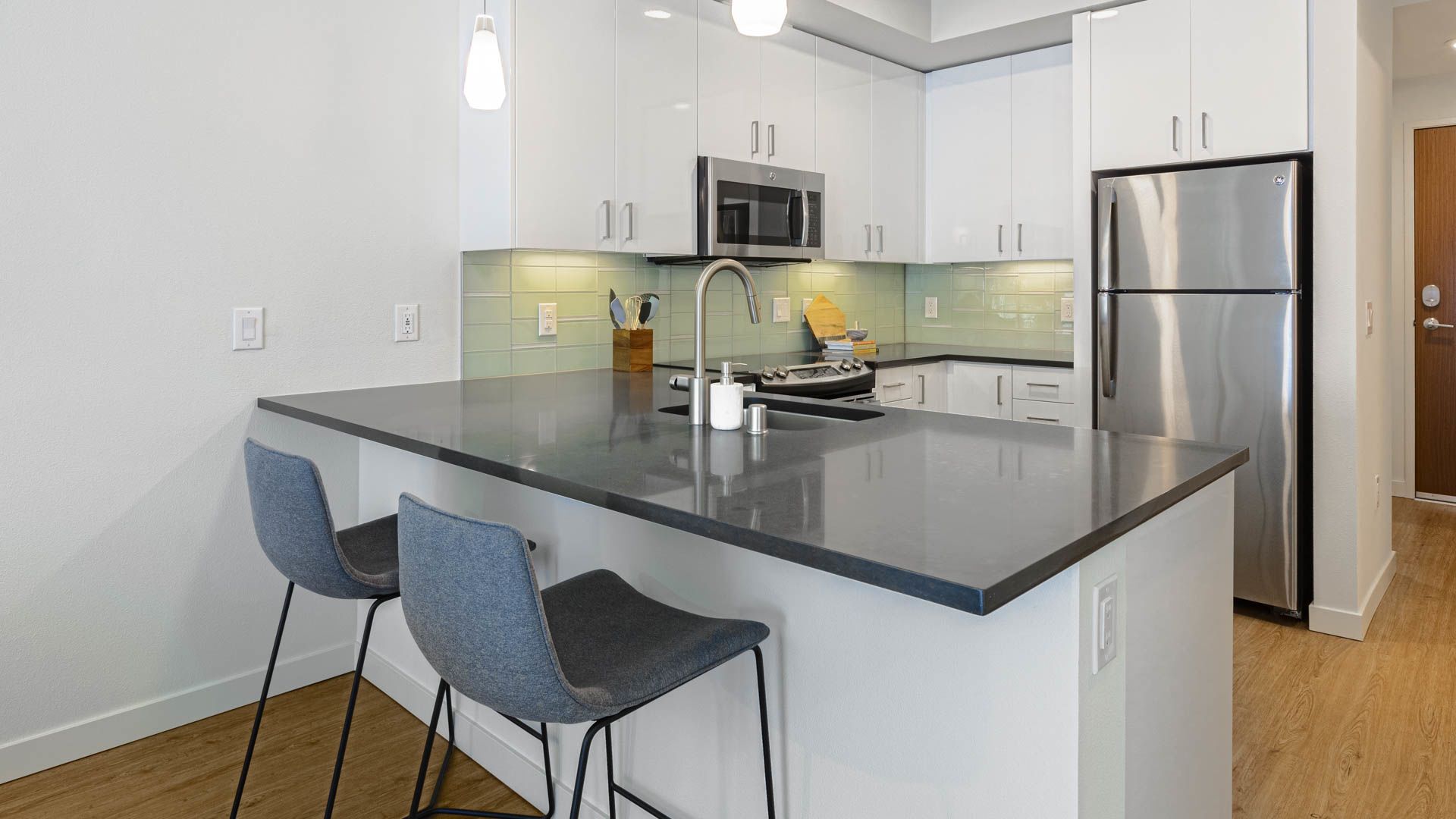 Cascade Apartments in South Lake Union Now Leasing