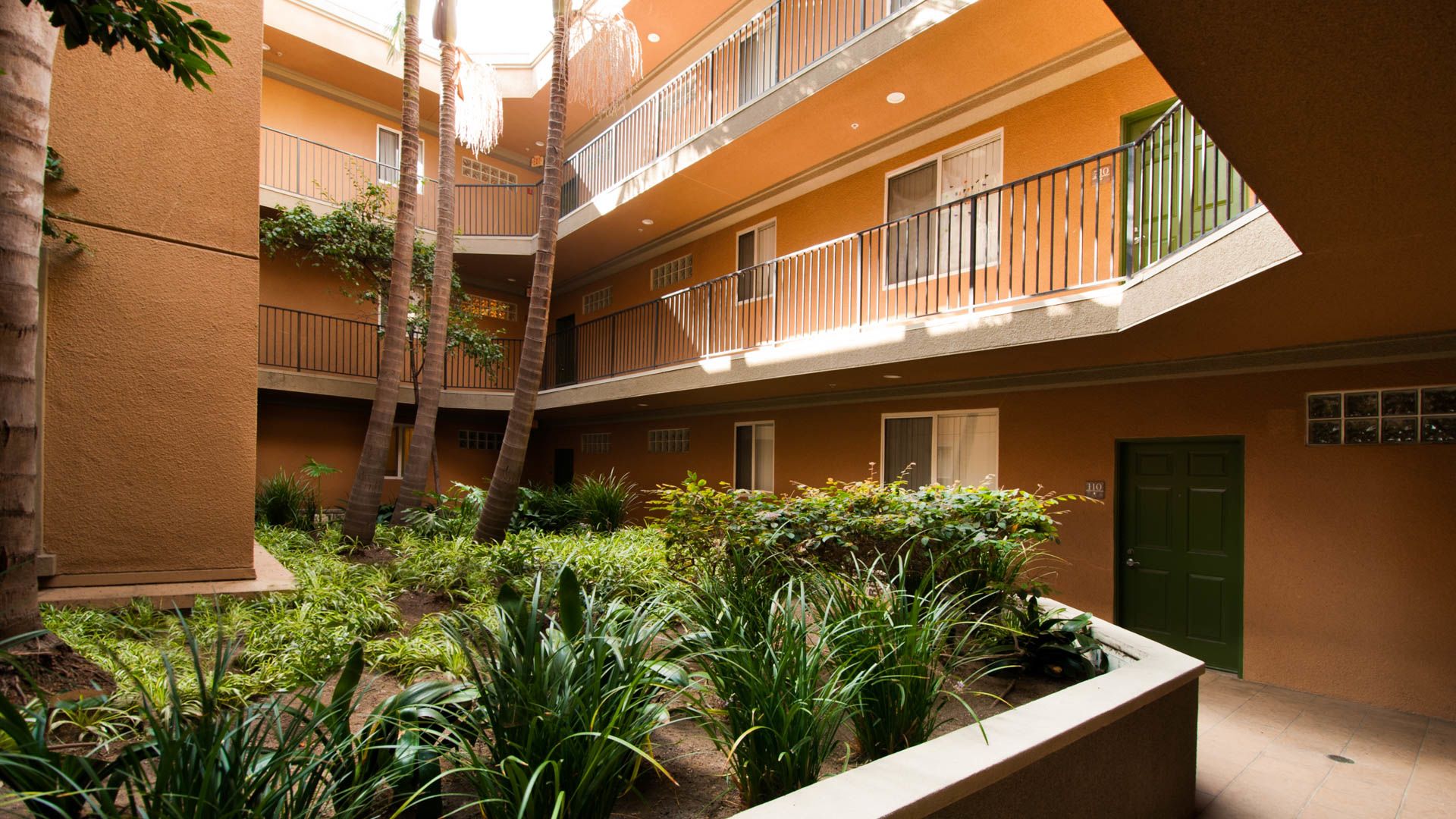 Westside on Butler Apartments 1845 Butler Ave in Brentwood