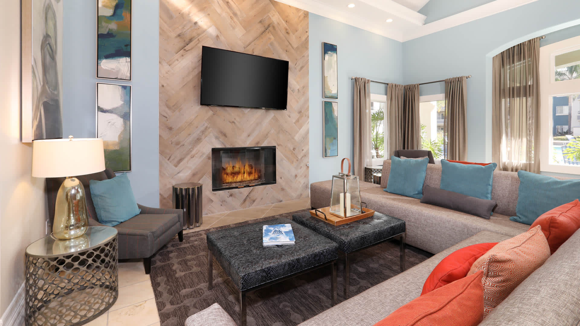Sonterra at Foothill Ranch Apartments - Resident Lounge