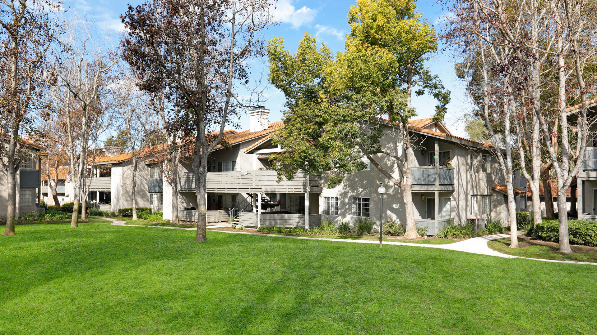 Windridge Apartments - Exterior