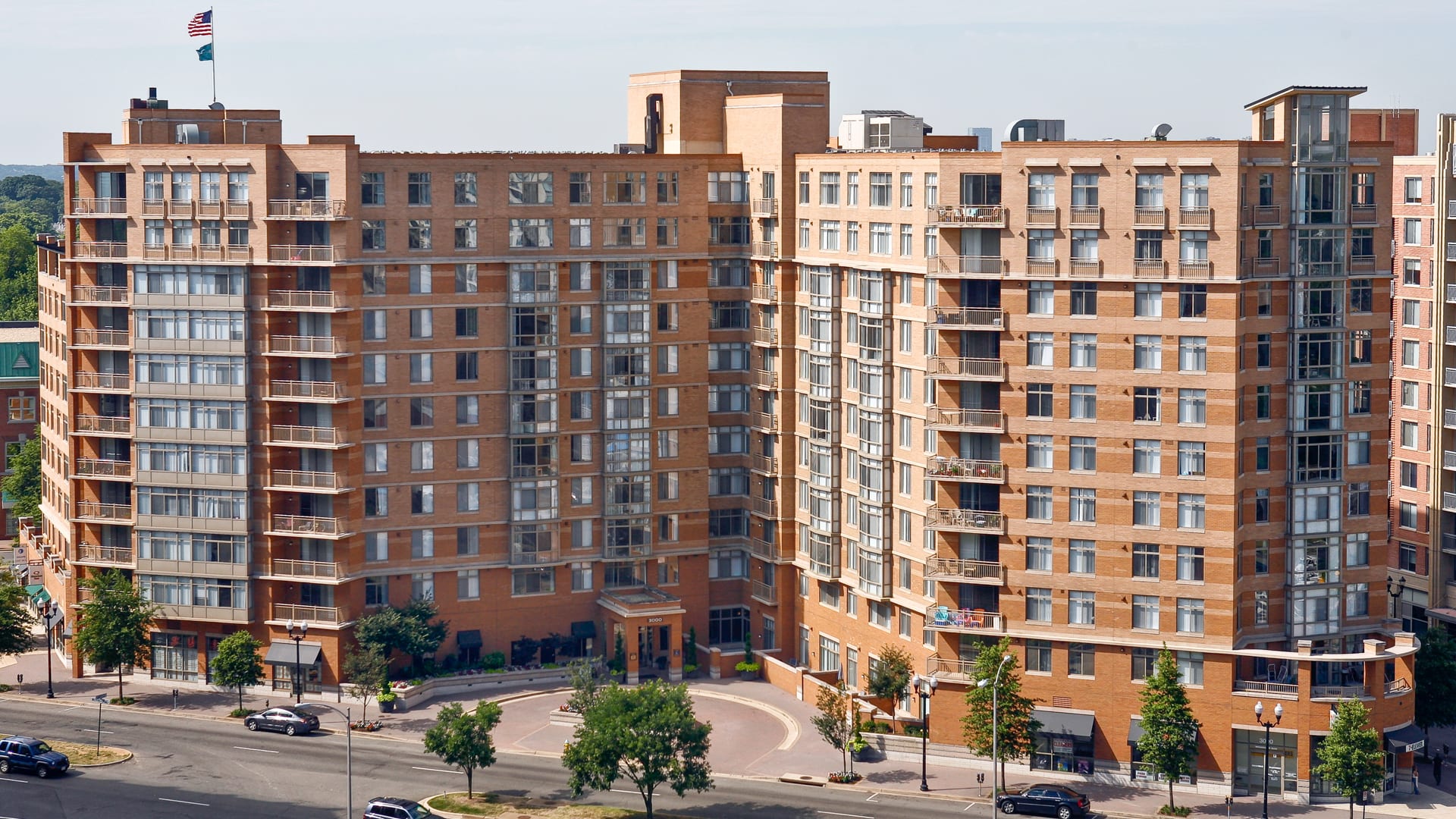The Reserve at Clarendon Centre Apartments in Arlington 3000 N