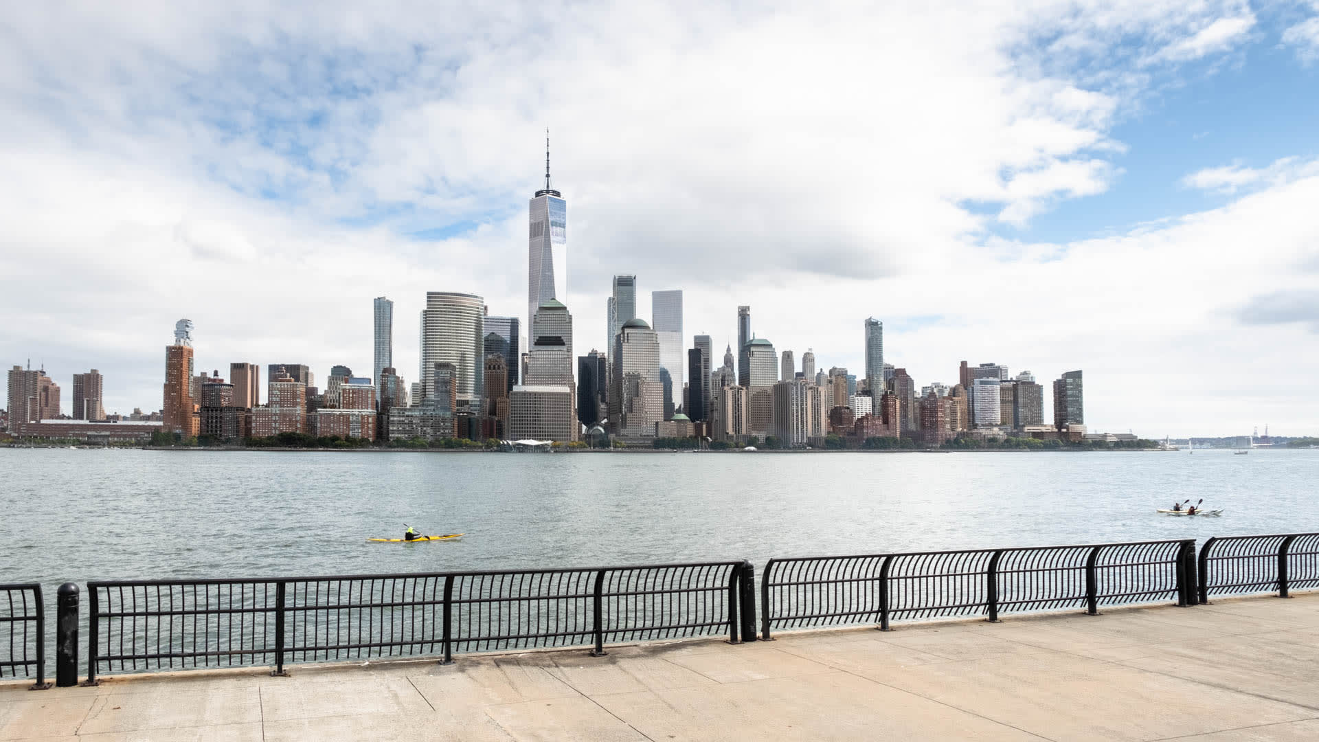 The Pier Apartments - Jersey City - 1 Harborside Place