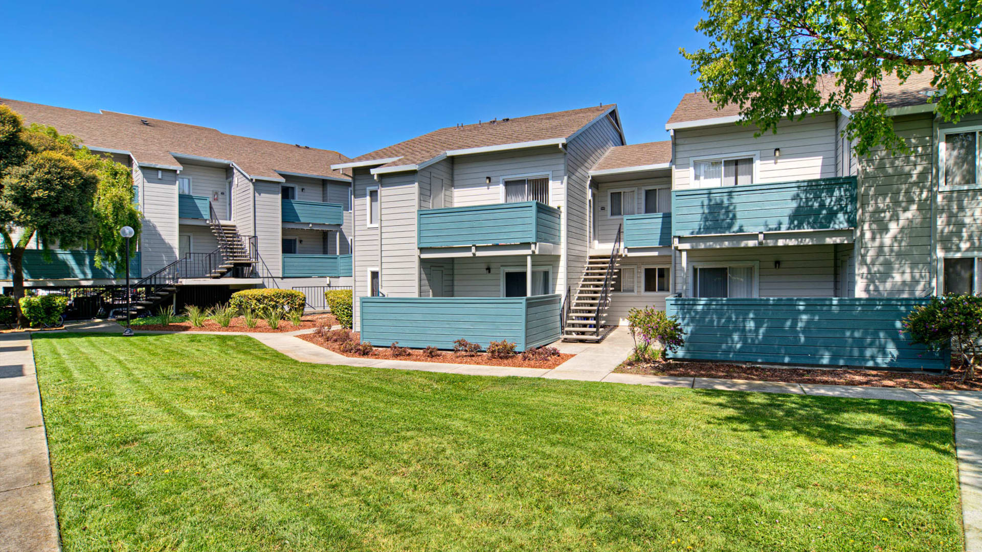 Creekside Apartments - Exterior