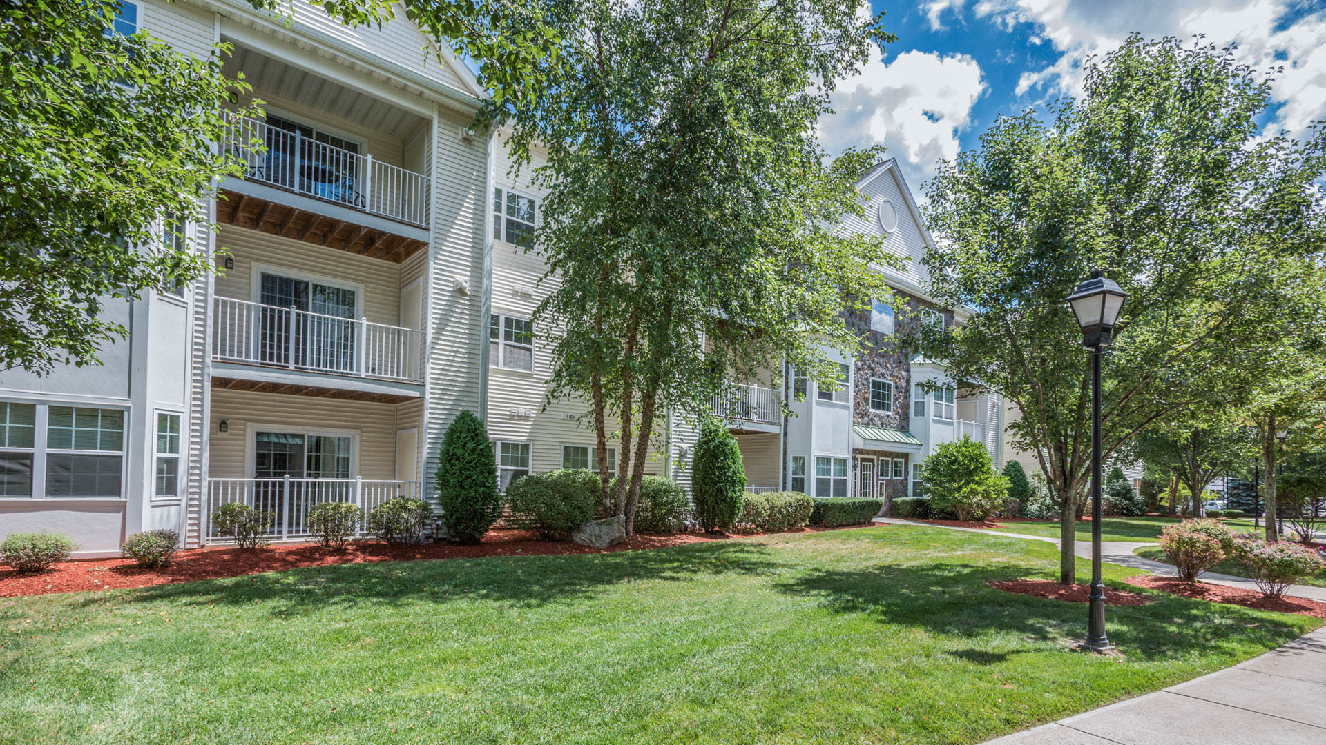 Heritage at Stone Ridge Apartments - Exterior