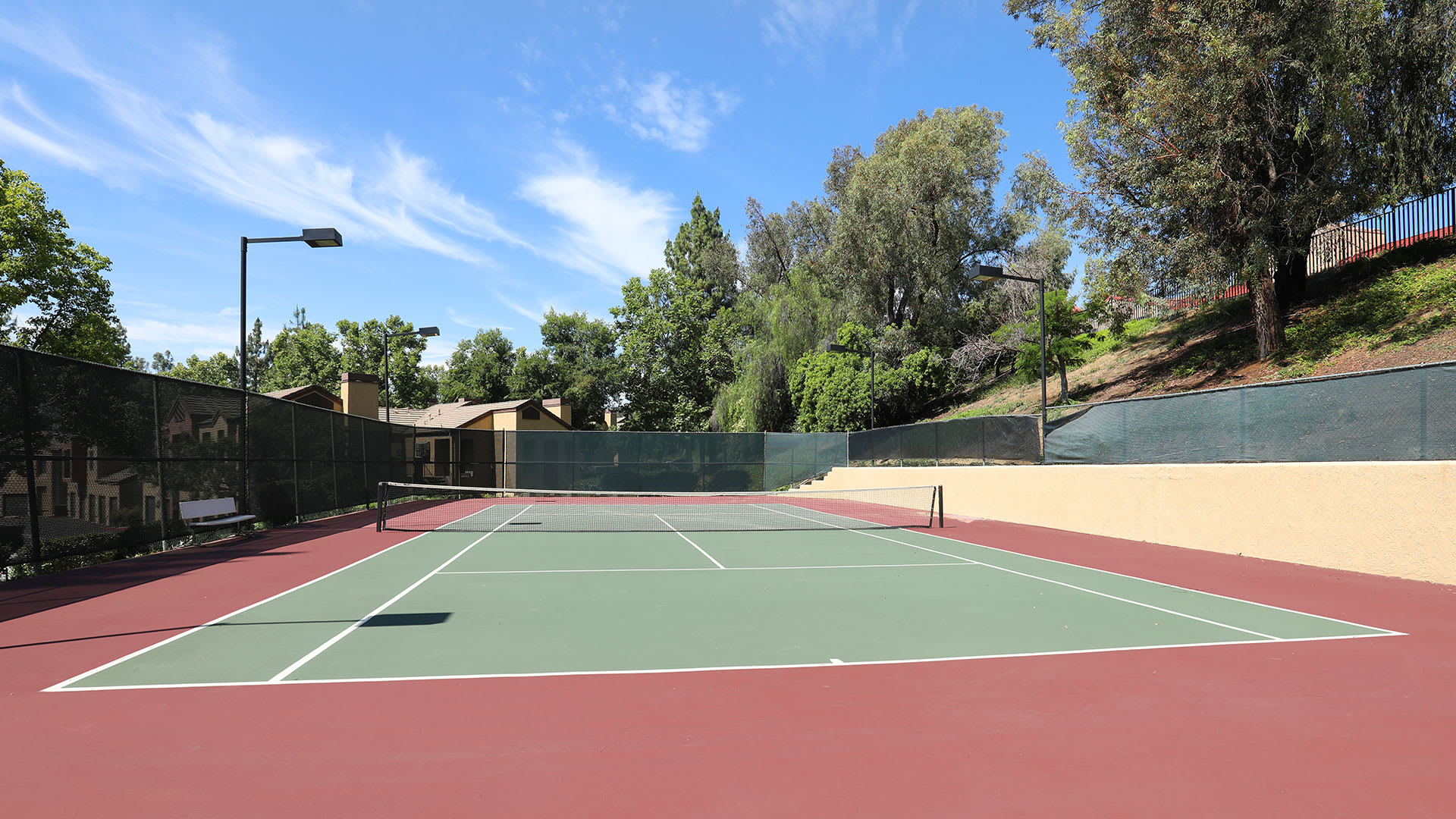 Eagle Canyon Apartments - Tennis Court