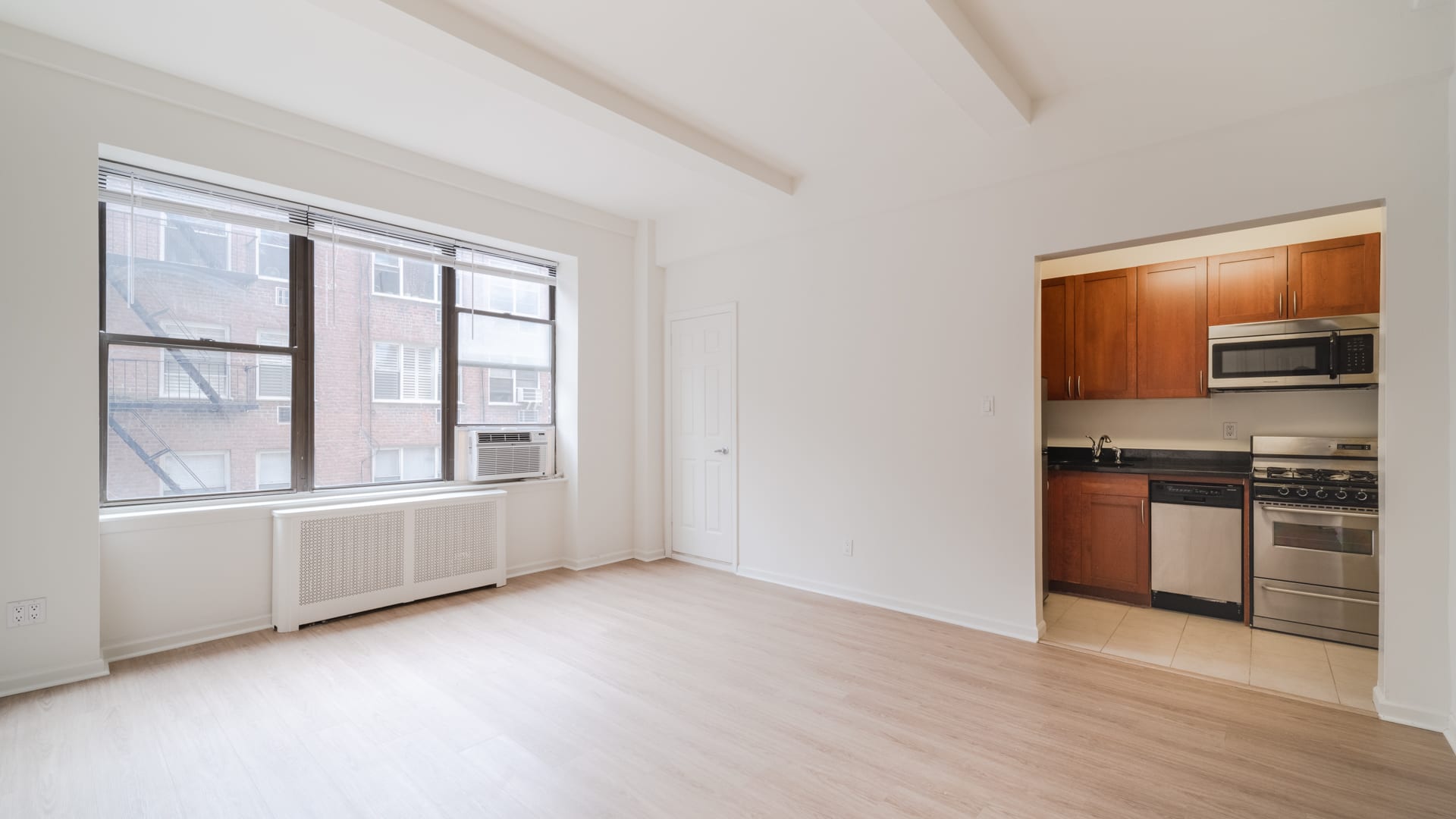228 West 71 Street #04I, Manhattan, NY 10023 2