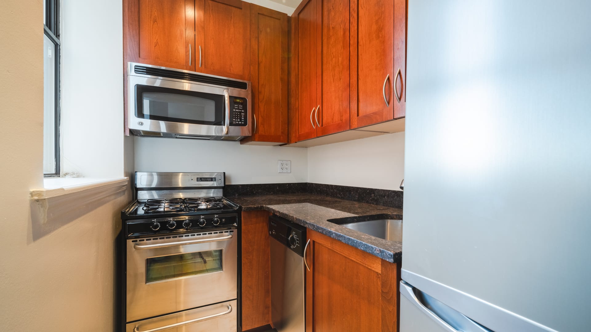 50 West 77 Street #03A, Manhattan, NY 10023 1