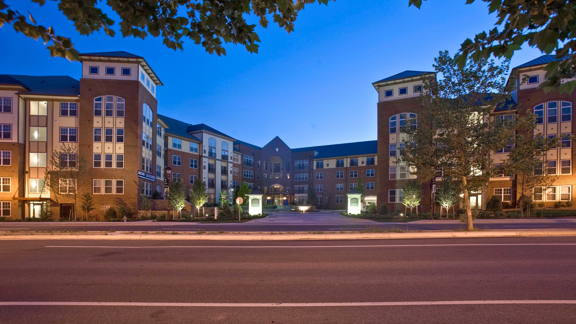 Mosaic at Metro Apartments - Building