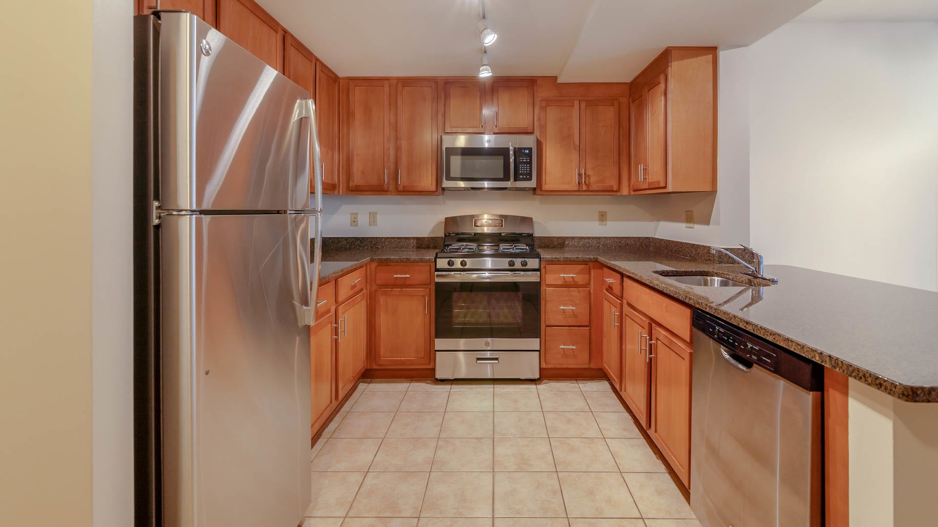 The Veridian Apartments - Kitchen