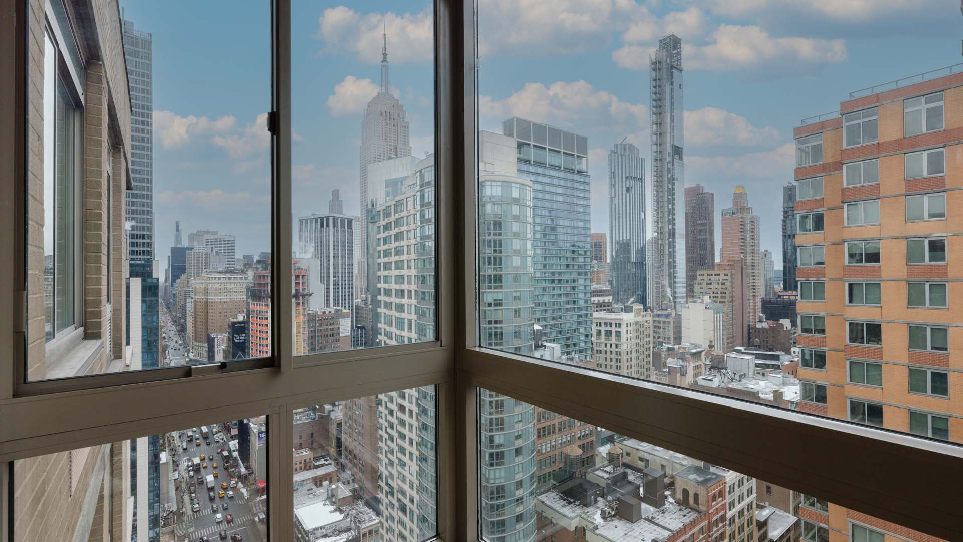 777 Sixth Avenue 777 Avenue Of The Americas #12E, Manhattan, NY 10001 4