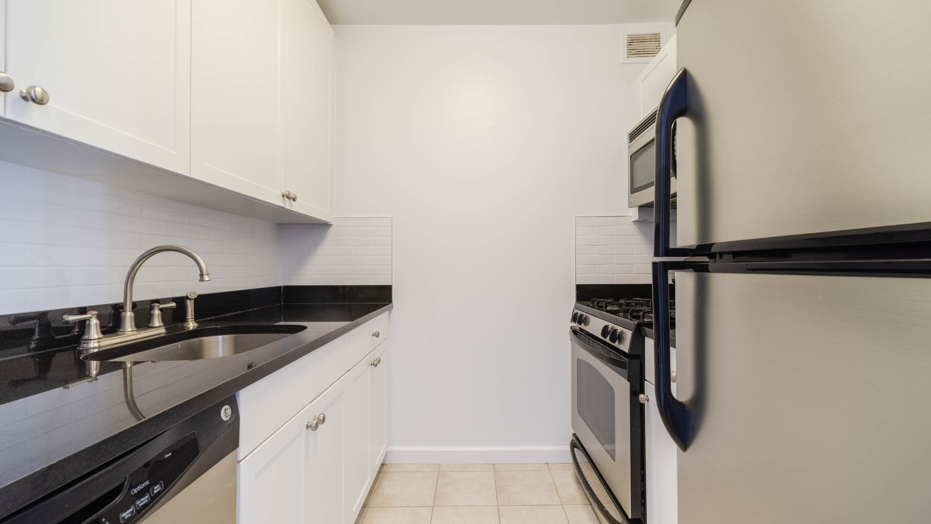 180 Riverside Boulevard #17V, Manhattan, NY 10069 1