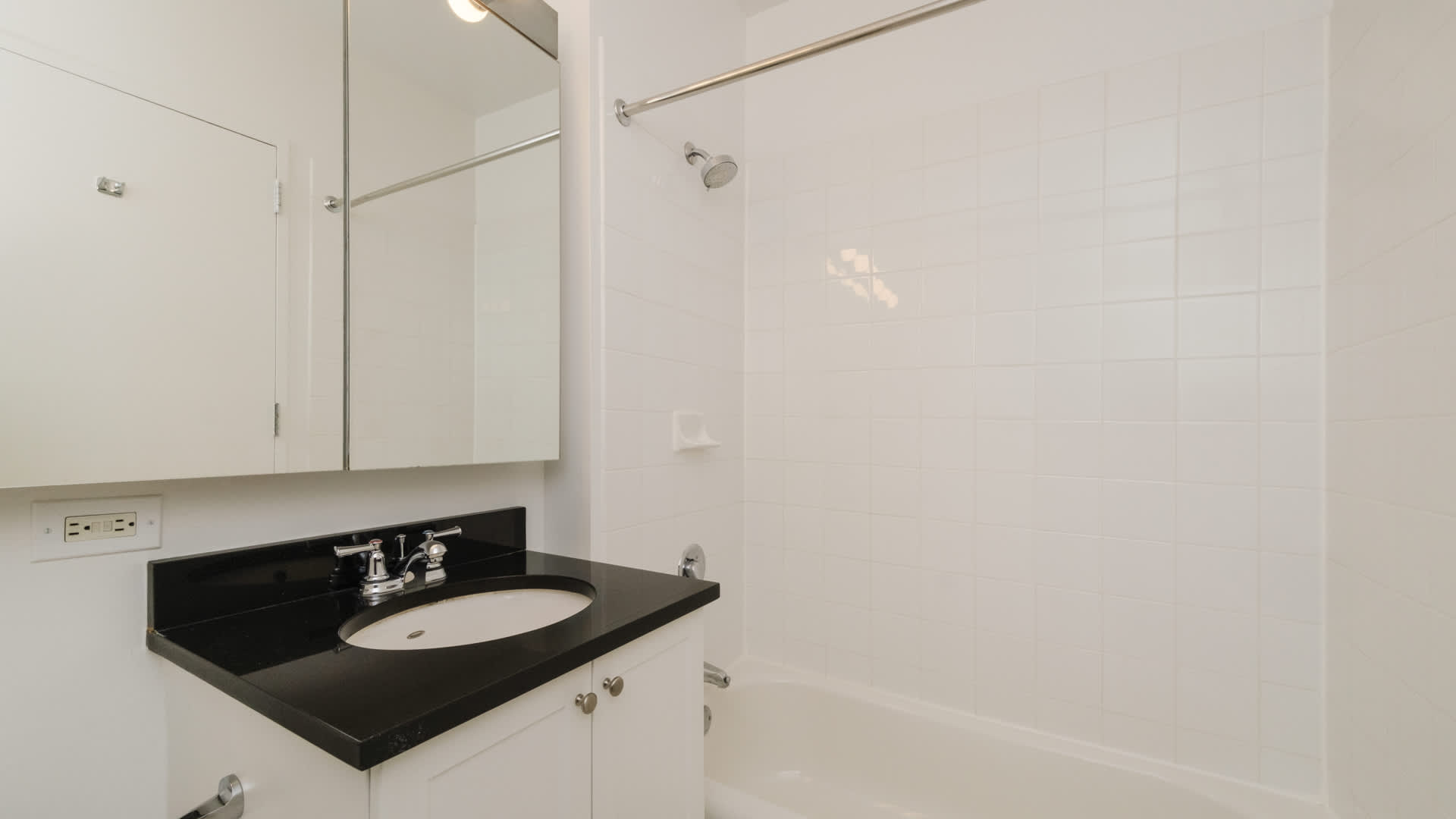 180 Riverside Boulevard #25E, Manhattan, NY 10069 5