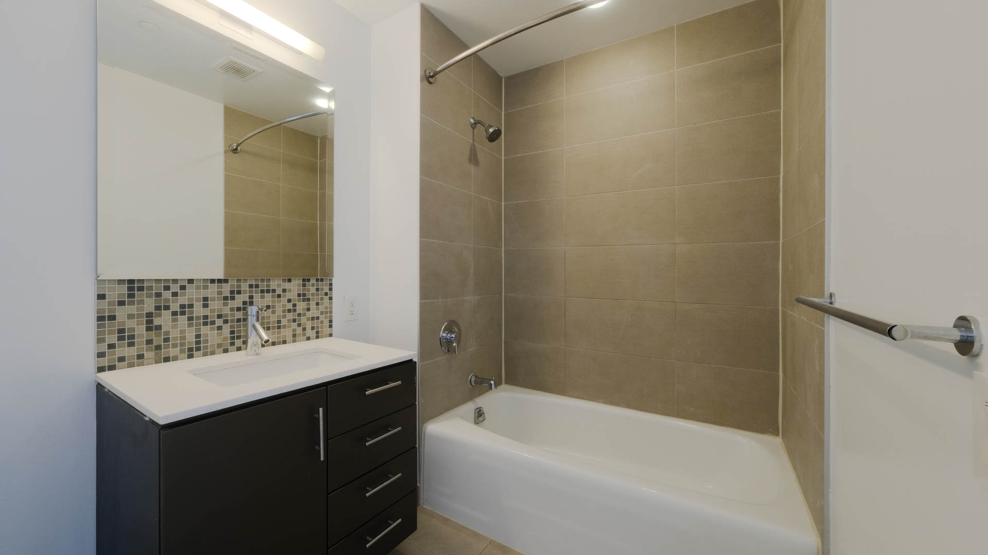 500 West   23 Street #03L, Manhattan, NY 10011 3