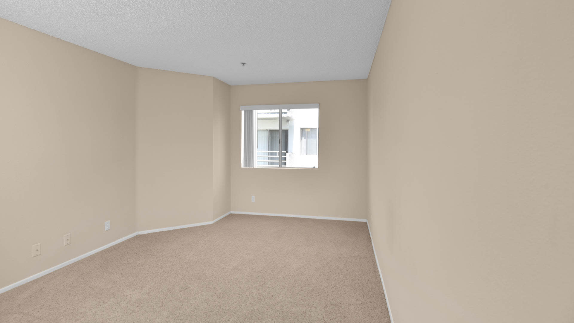 the encore apartments sherman oaks