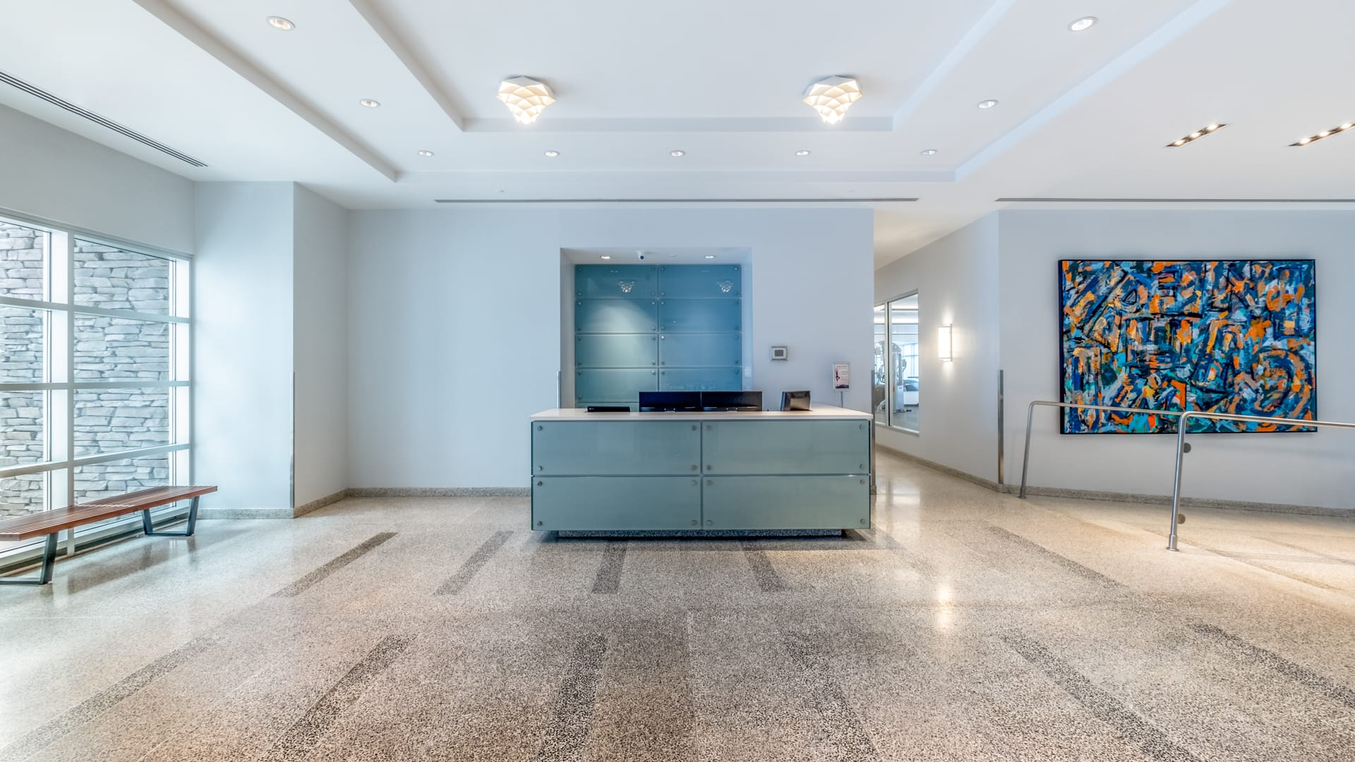 175 Kent Apartments - Lobby