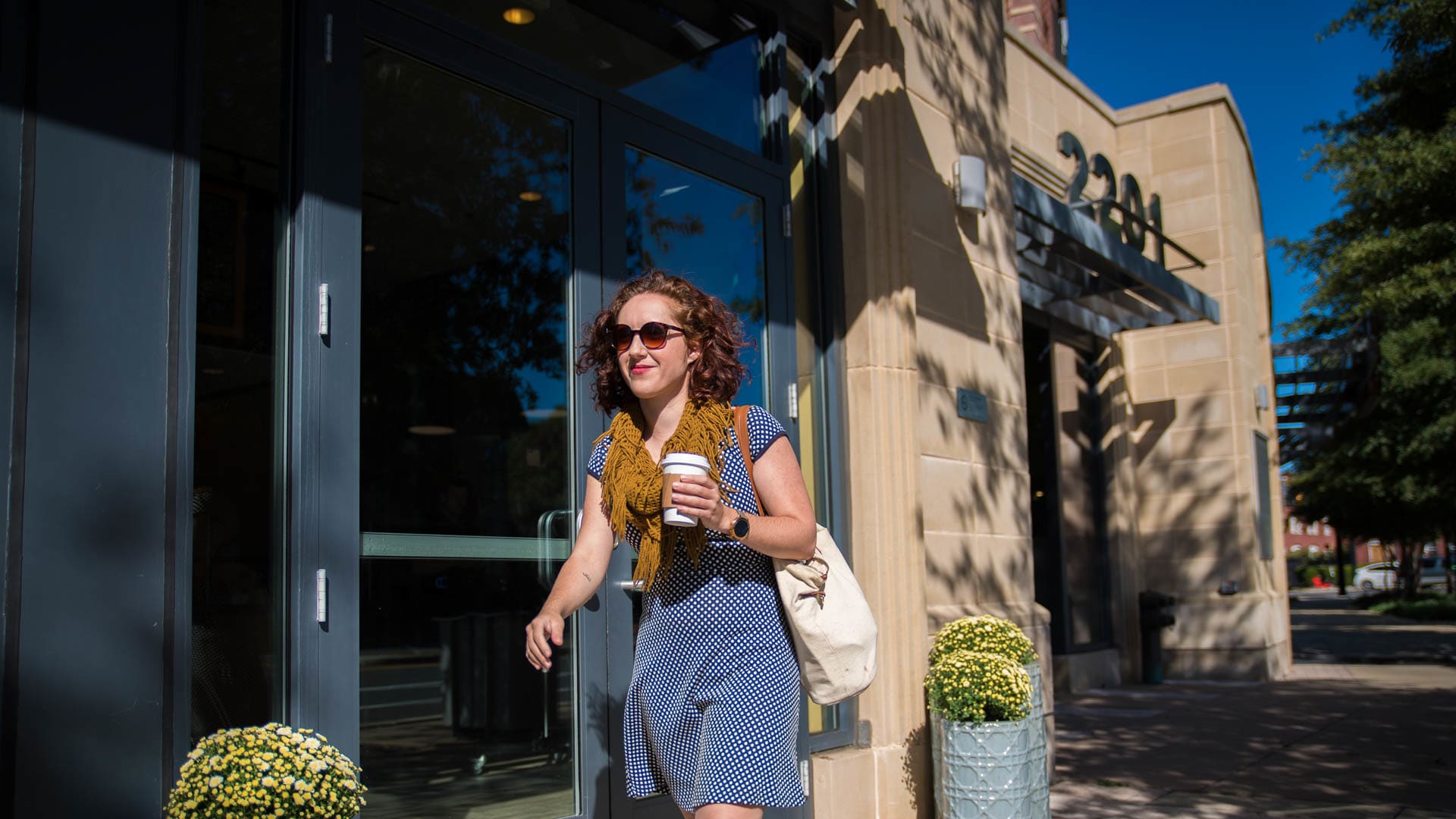 2201 Pershing Apartments - Exterior 