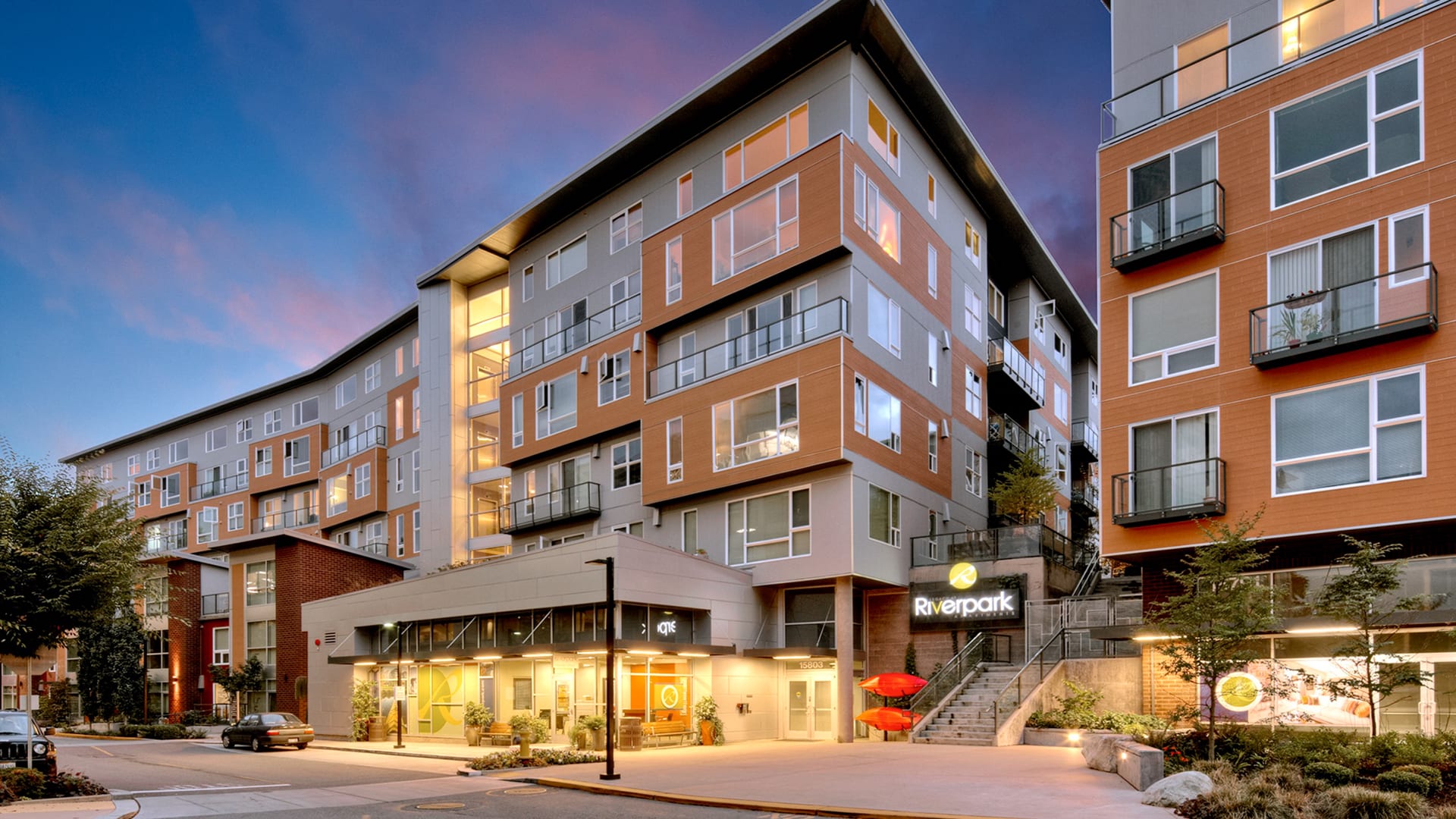 Riverpark Apartments - Exterior