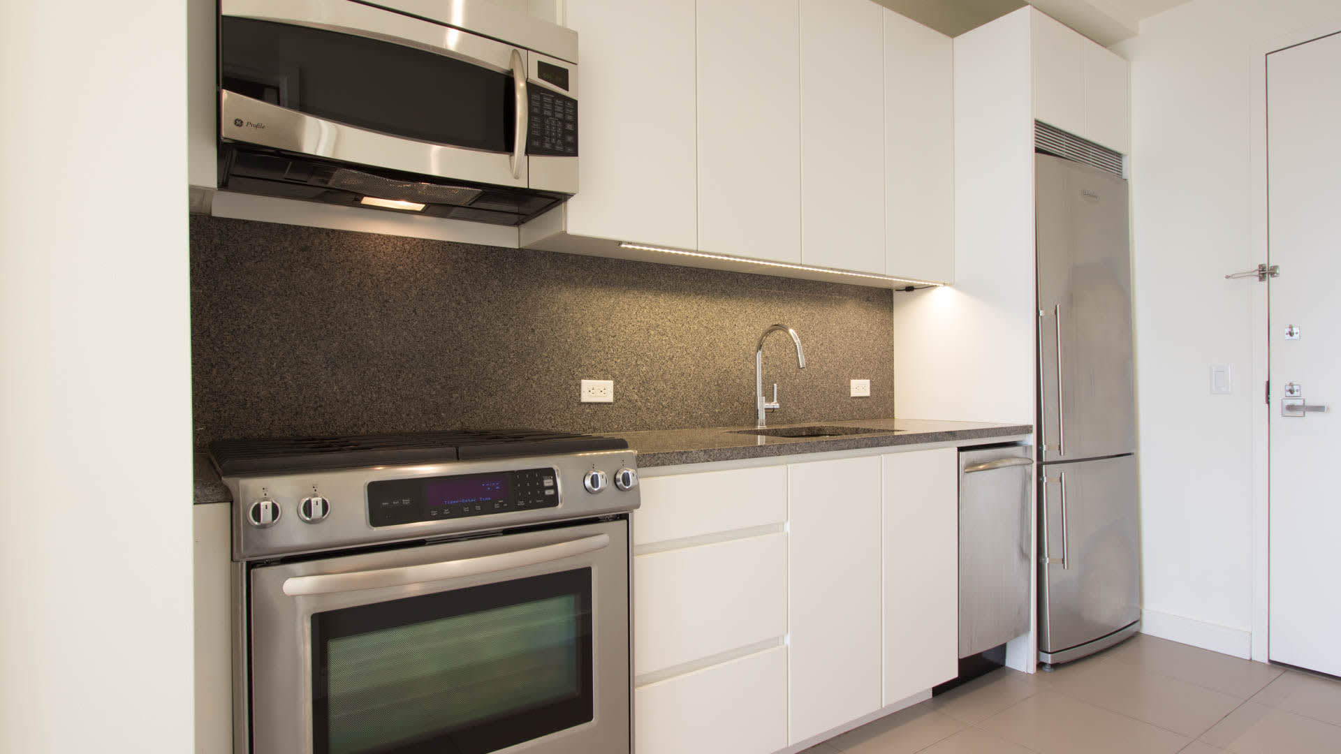 105 West 29 Street #33H, Manhattan, NY 10001