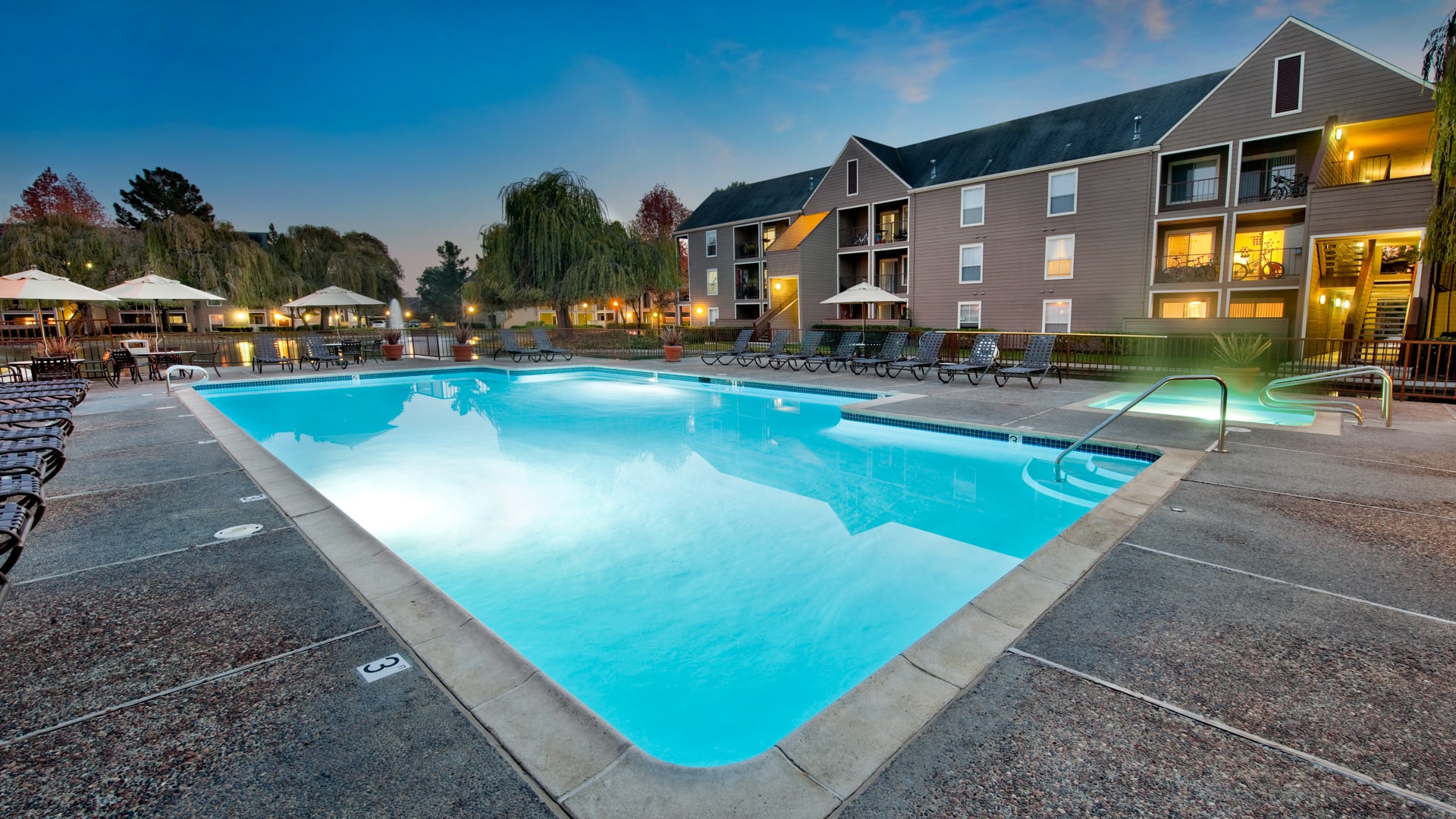 Riva Terra Apartments at Redwood Shores - Pool