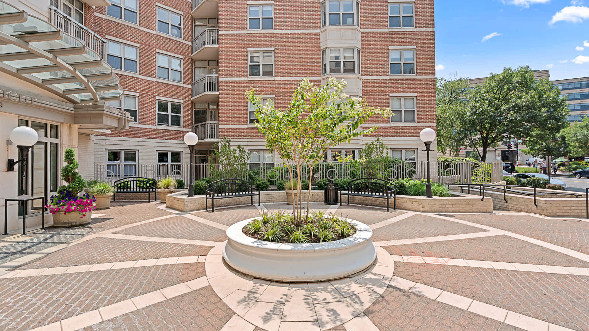 Park Connecticut Apartments - Exterior