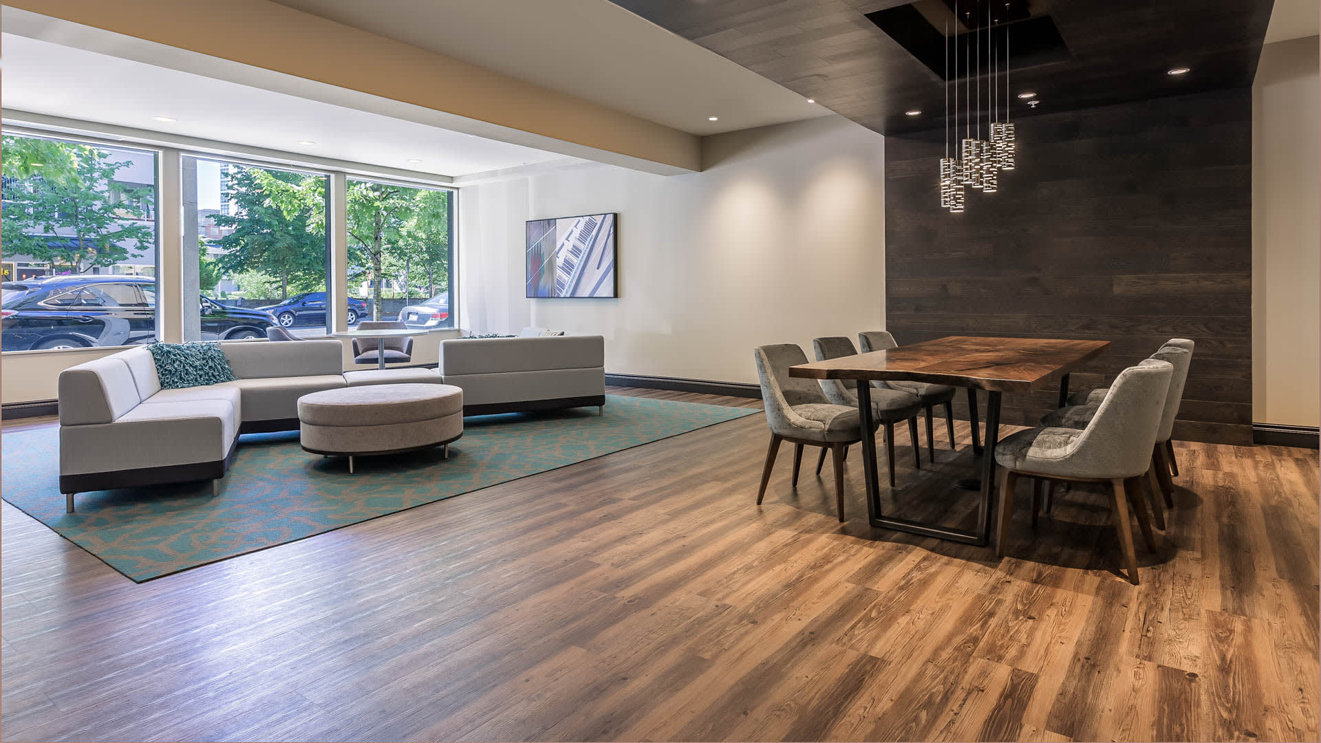City Square Bellevue Apartments - Lobby