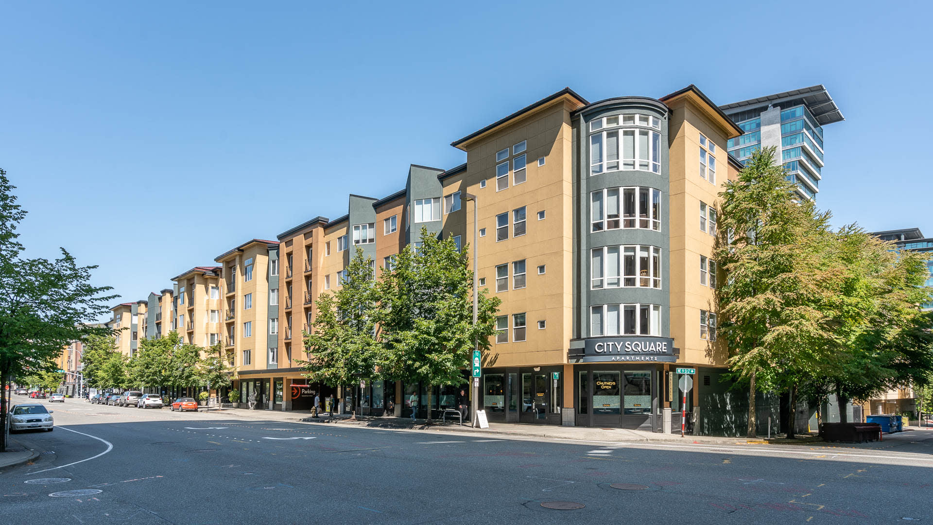 City Square Bellevue Apartments - Exterior 