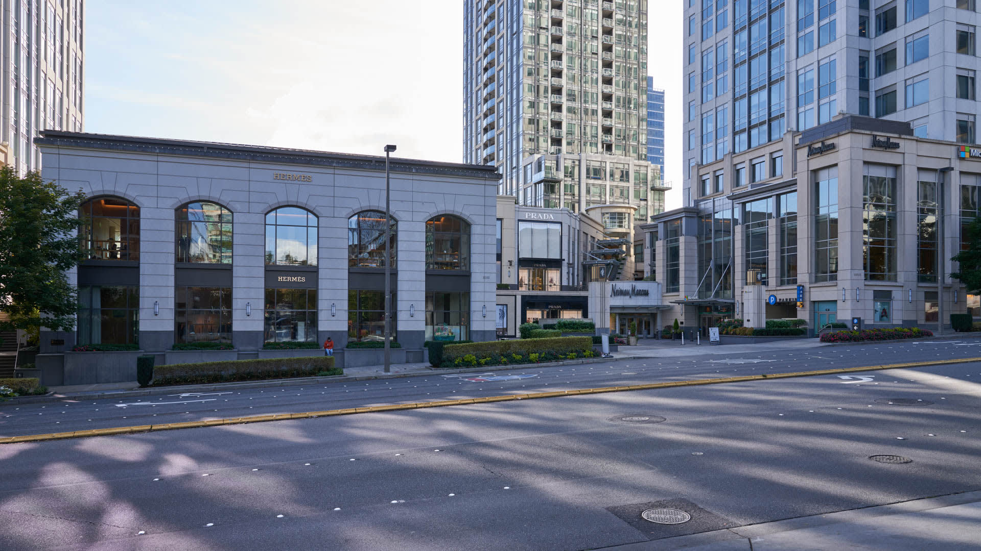 City Square Bellevue Apartments in Downtown Bellevue - 938 110th Avenue  Northeast 