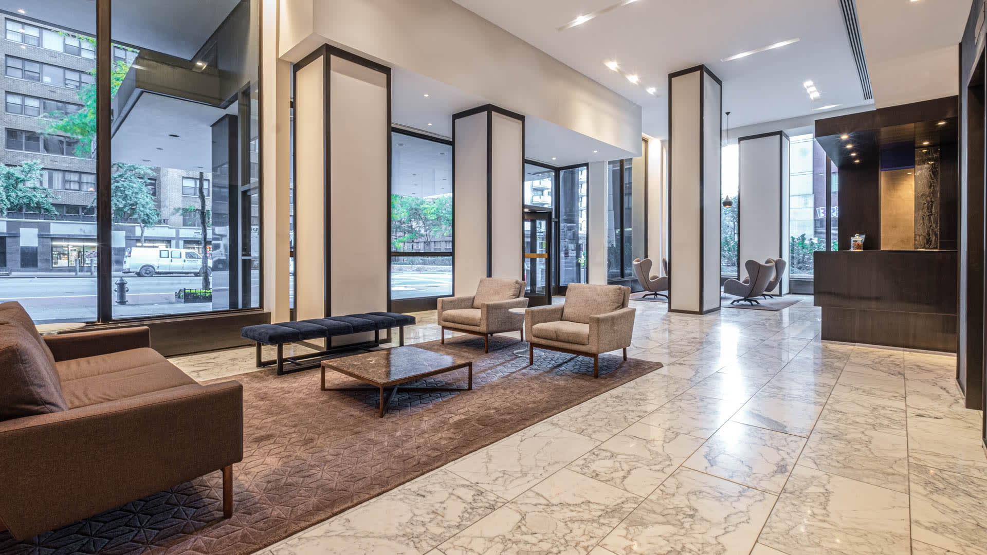 Murray Hill Tower Apartments - Lobby