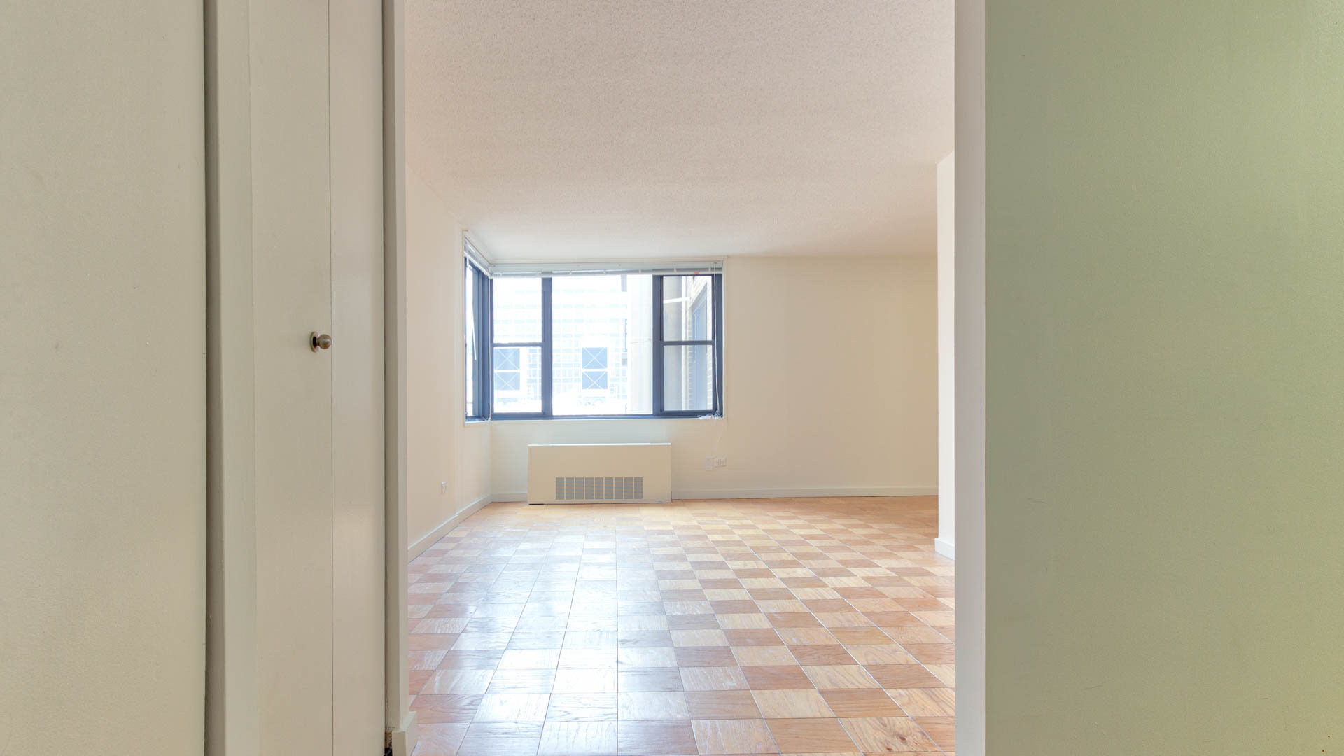 245 East 40 Street #33J, Manhattan, NY 10017 2