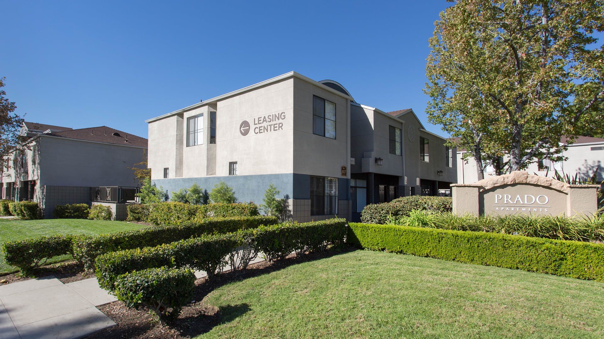 Prado Apartments - Exterior