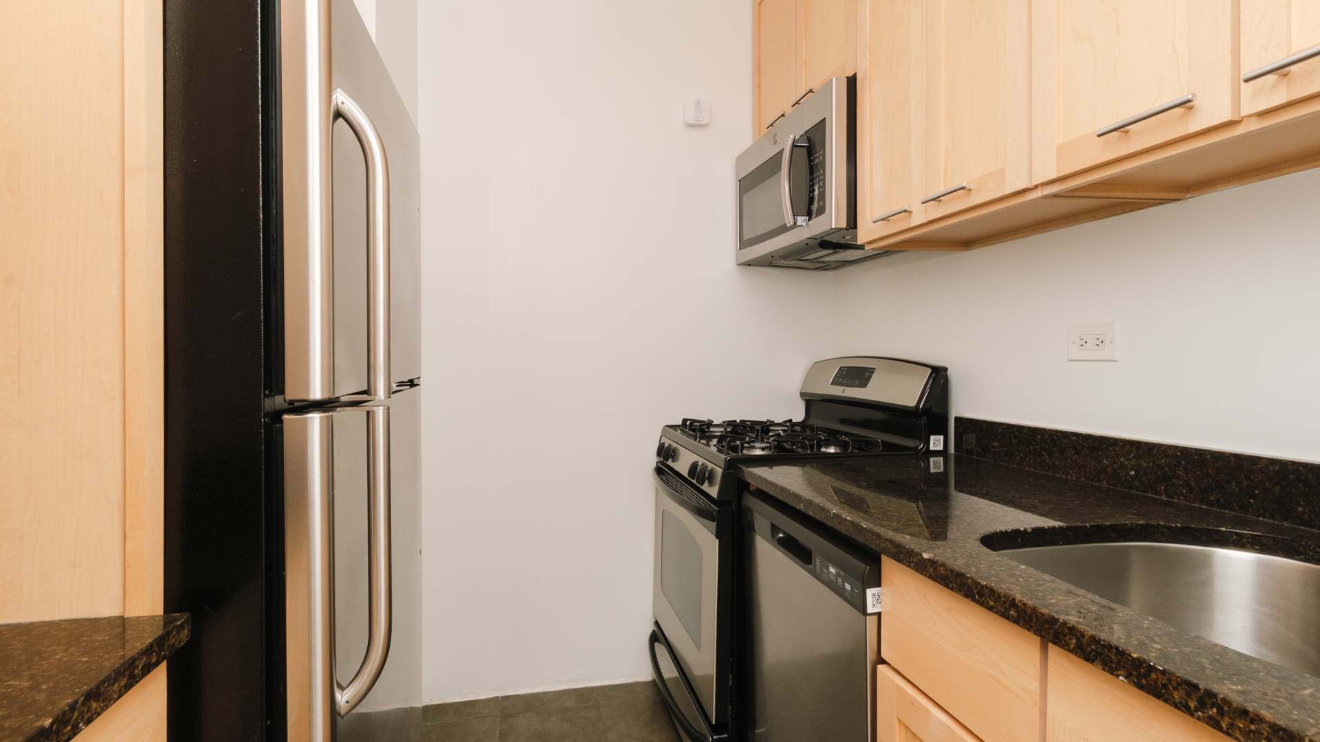 303 East   83 Street #26H, Manhattan, NY 10028 6