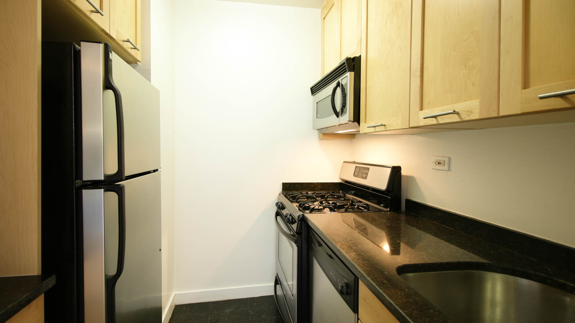303 East   83 Street #29D, Manhattan, NY 10028 1