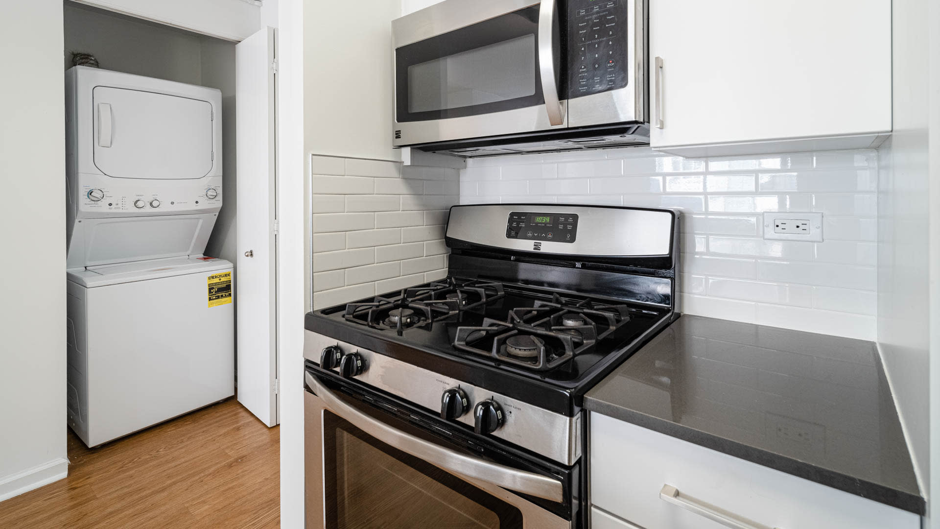 300 E 39Th St #17G, Manhattan, NY 10016 2