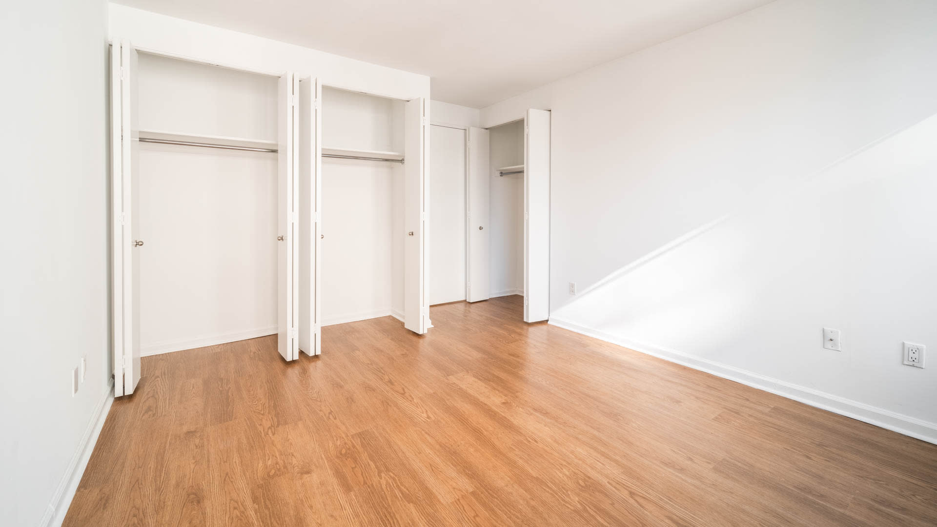 300 E 39Th St #17G, Manhattan, NY 10016 4
