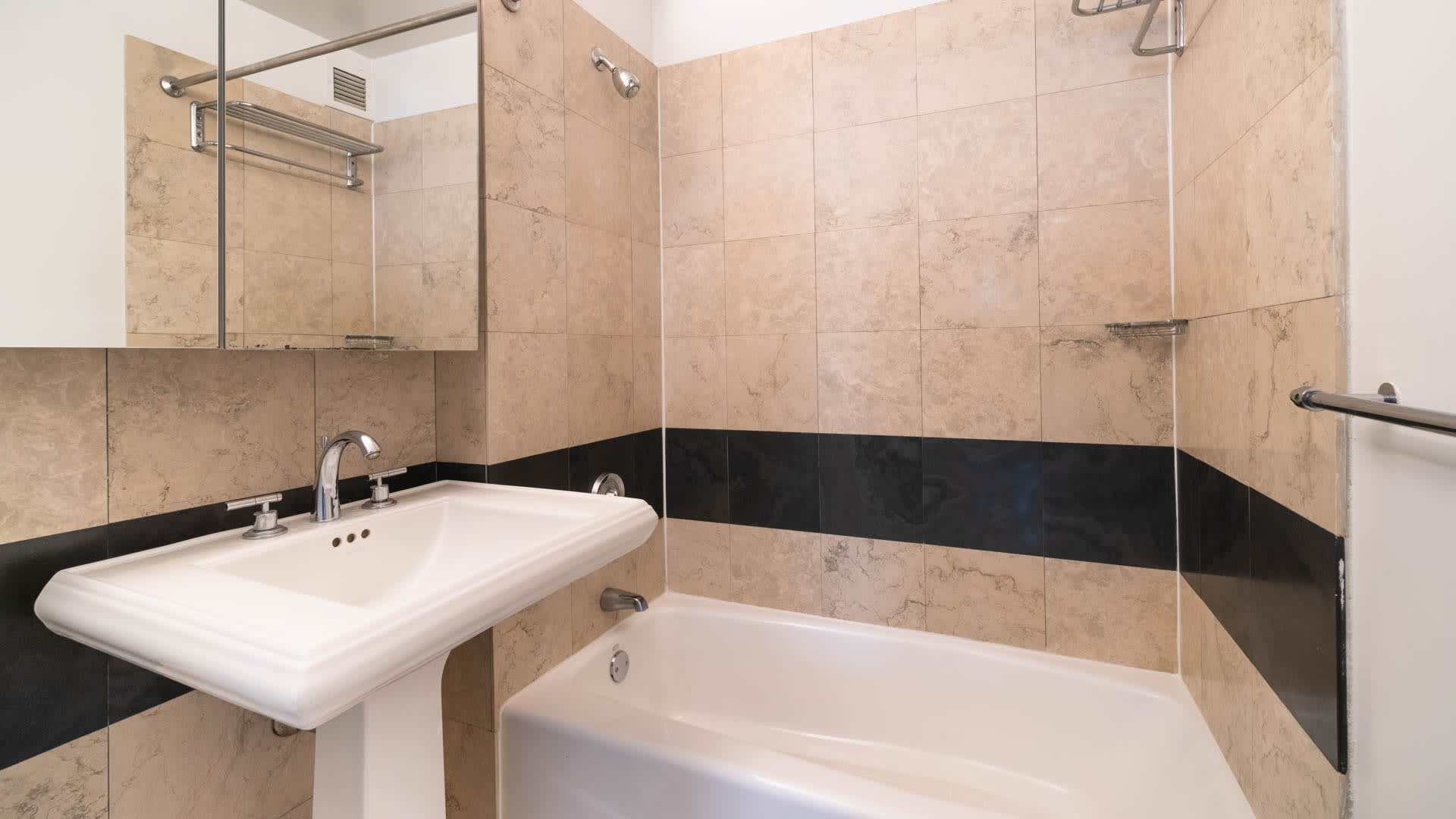 300 E 39Th St #17G, Manhattan, NY 10016 5