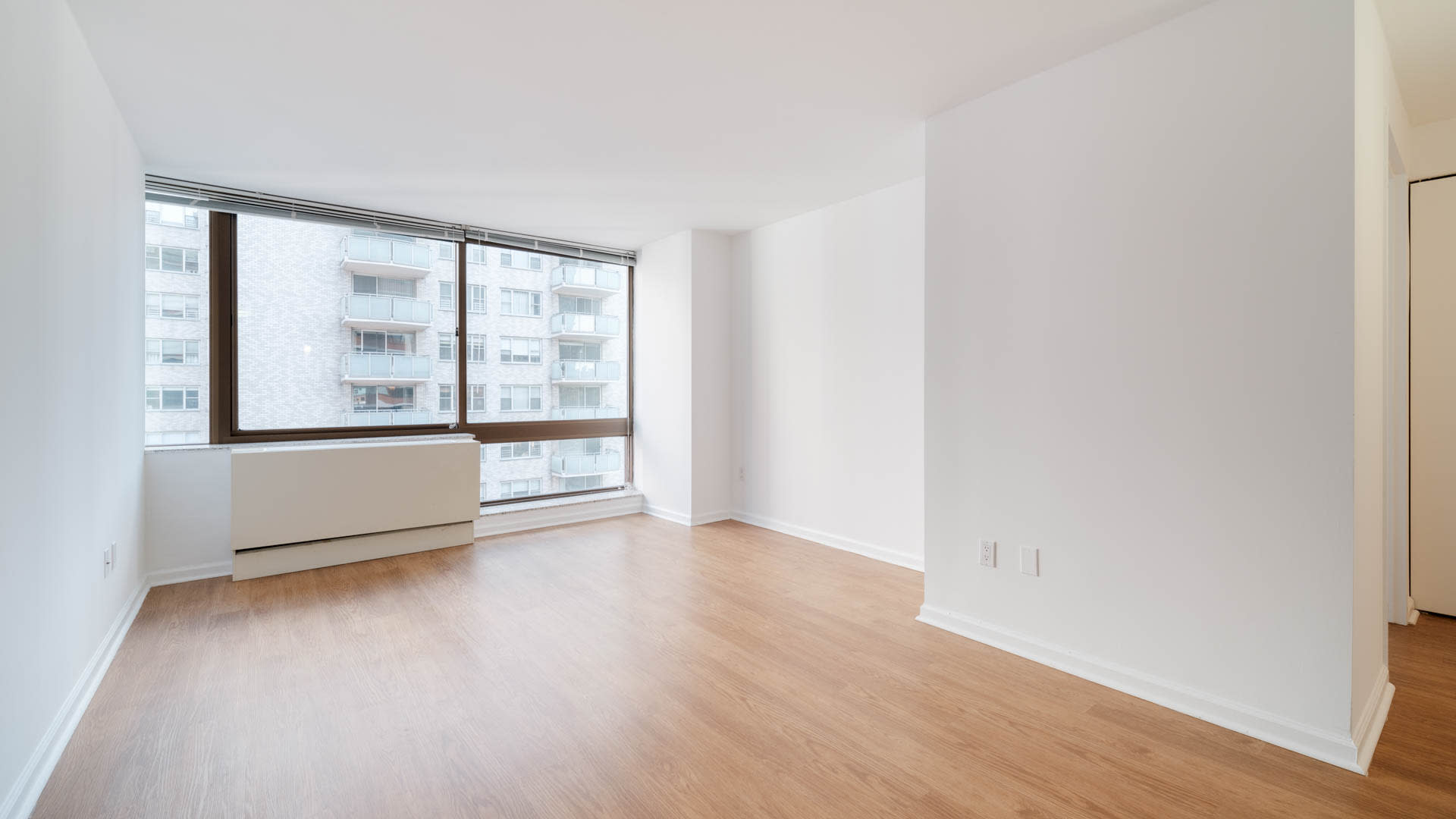 300 E 39Th St #22G, Manhattan, NY 10016 2