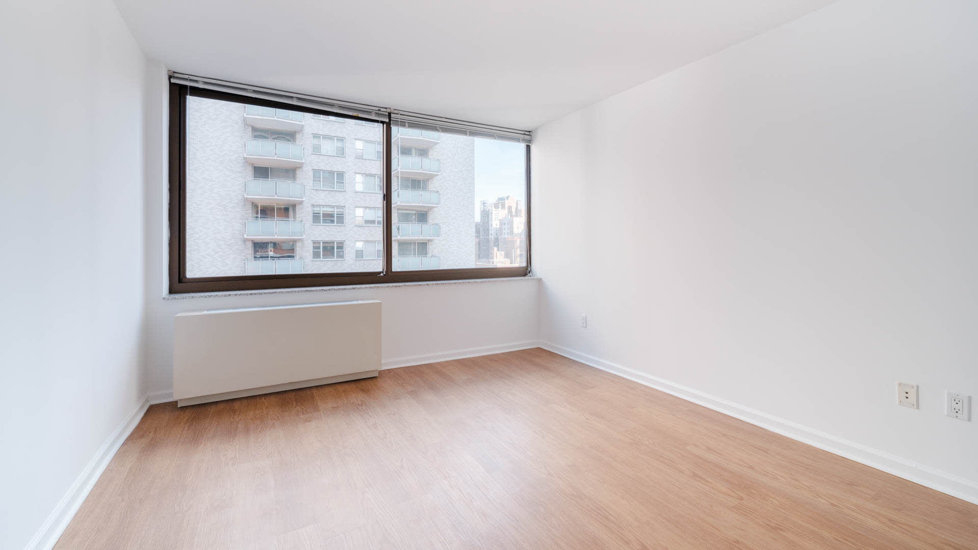 300 E 39Th St #22G, Manhattan, NY 10016 4