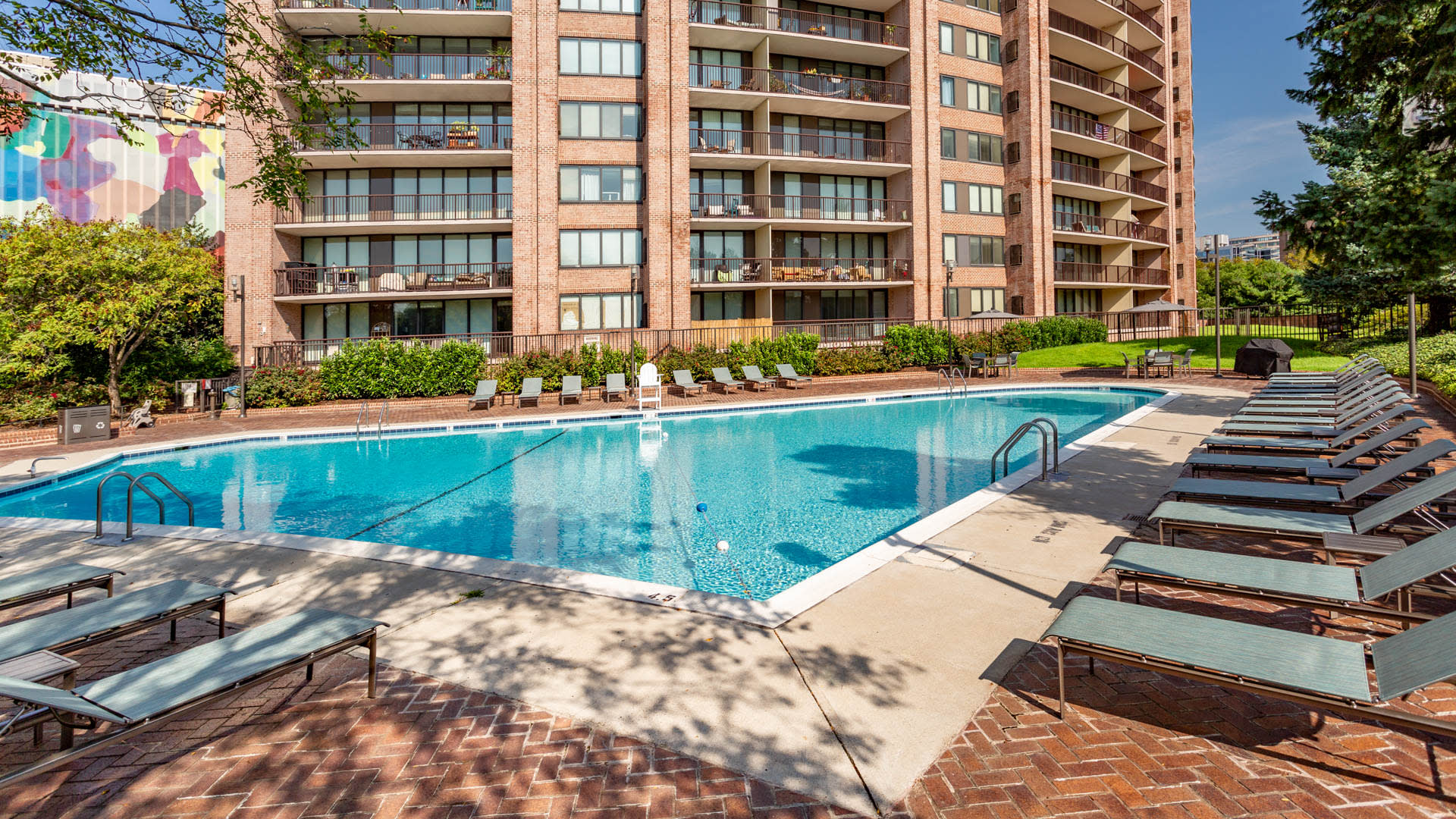 Crystal City Apartments Arlington