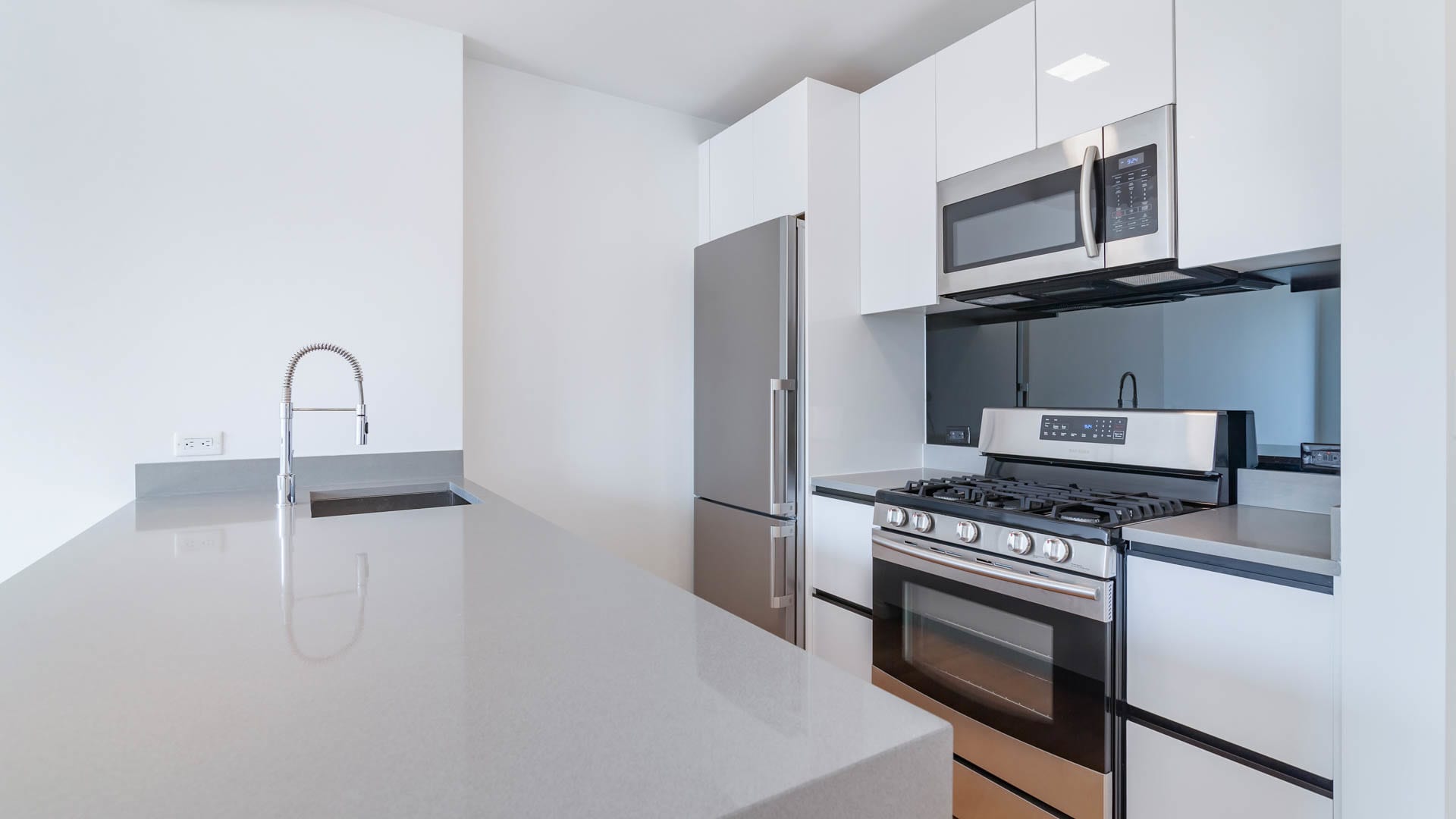 Atelier Apartments - Kitchen