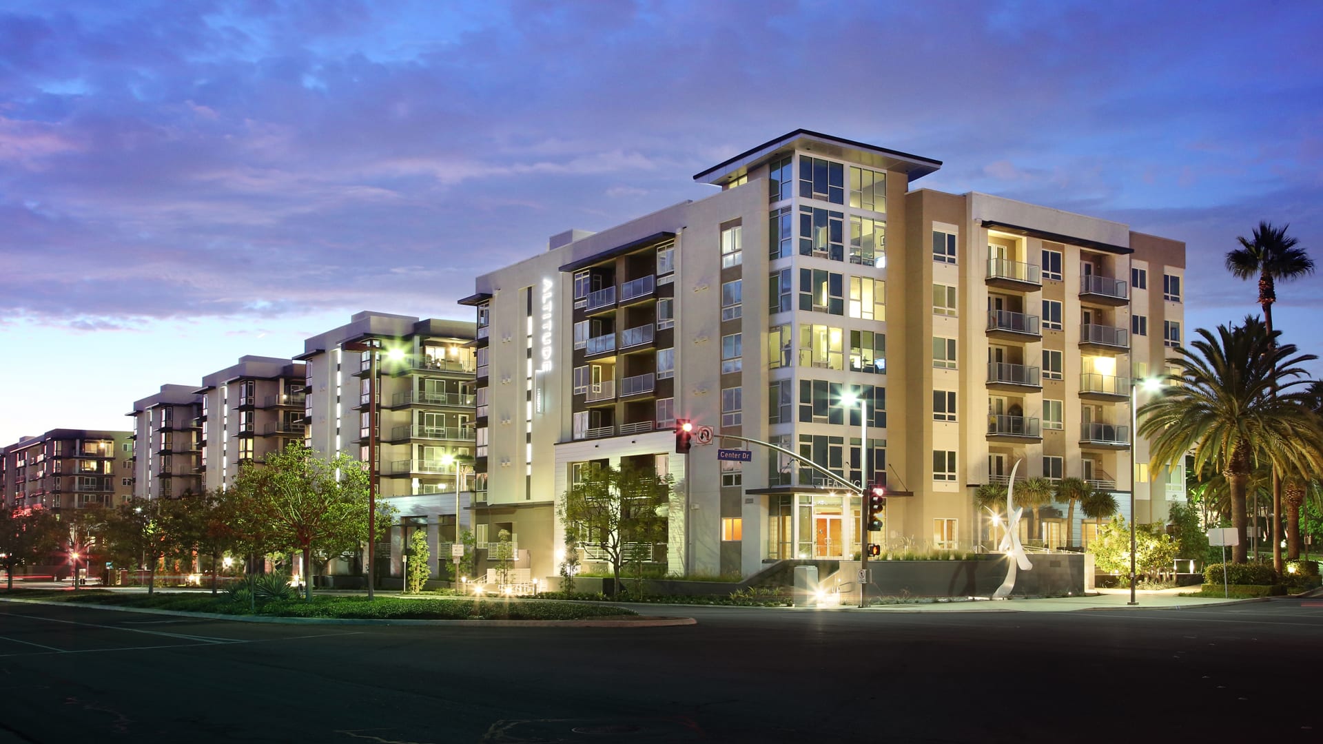 Altitude Apartments in West Los Angeles 5900 Center Dr