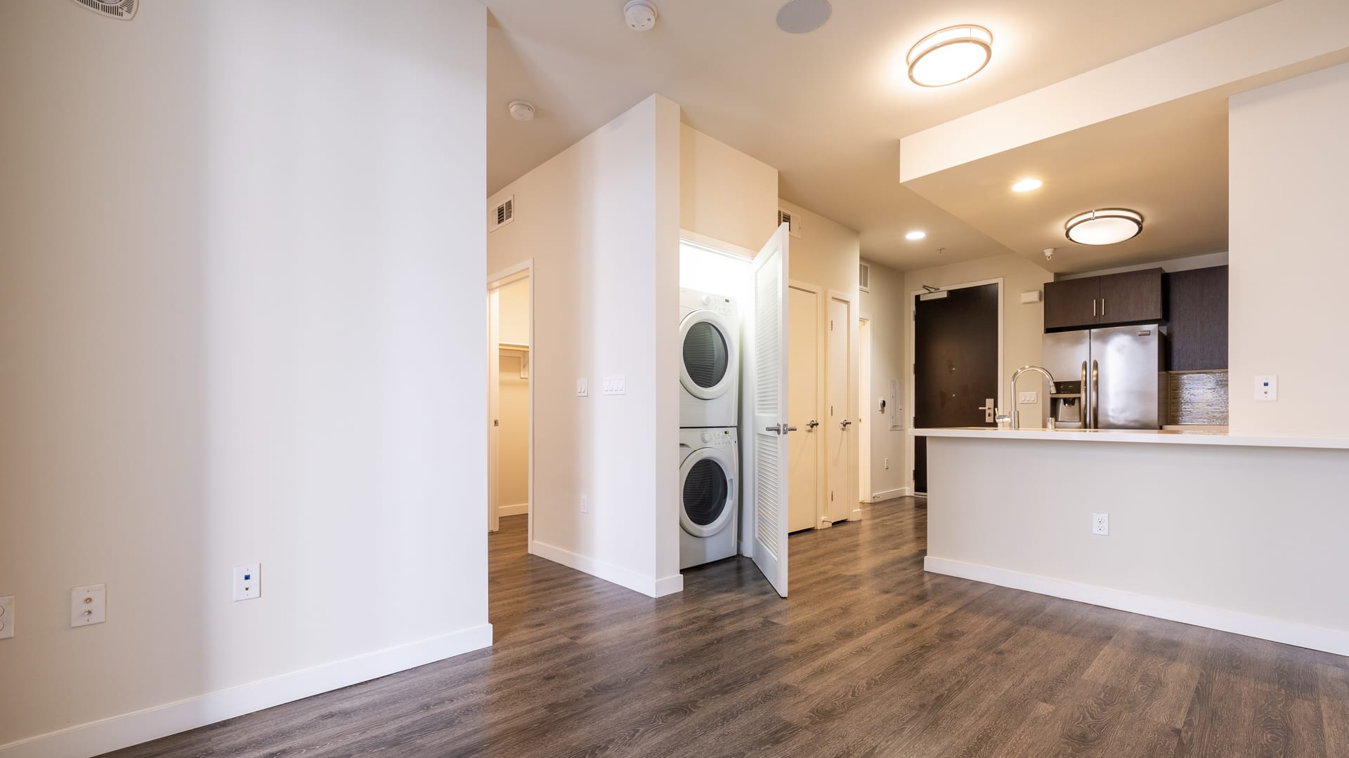 Radius Koreatown Apartments — community and apartment views.