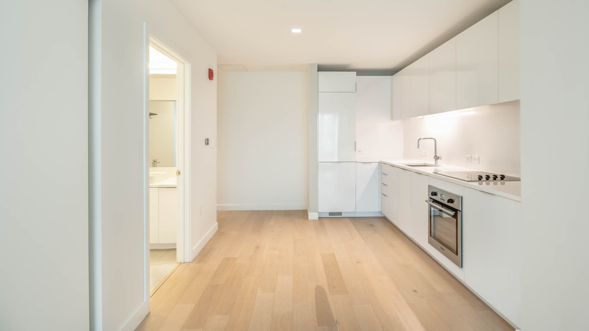55 Traveler St, South End