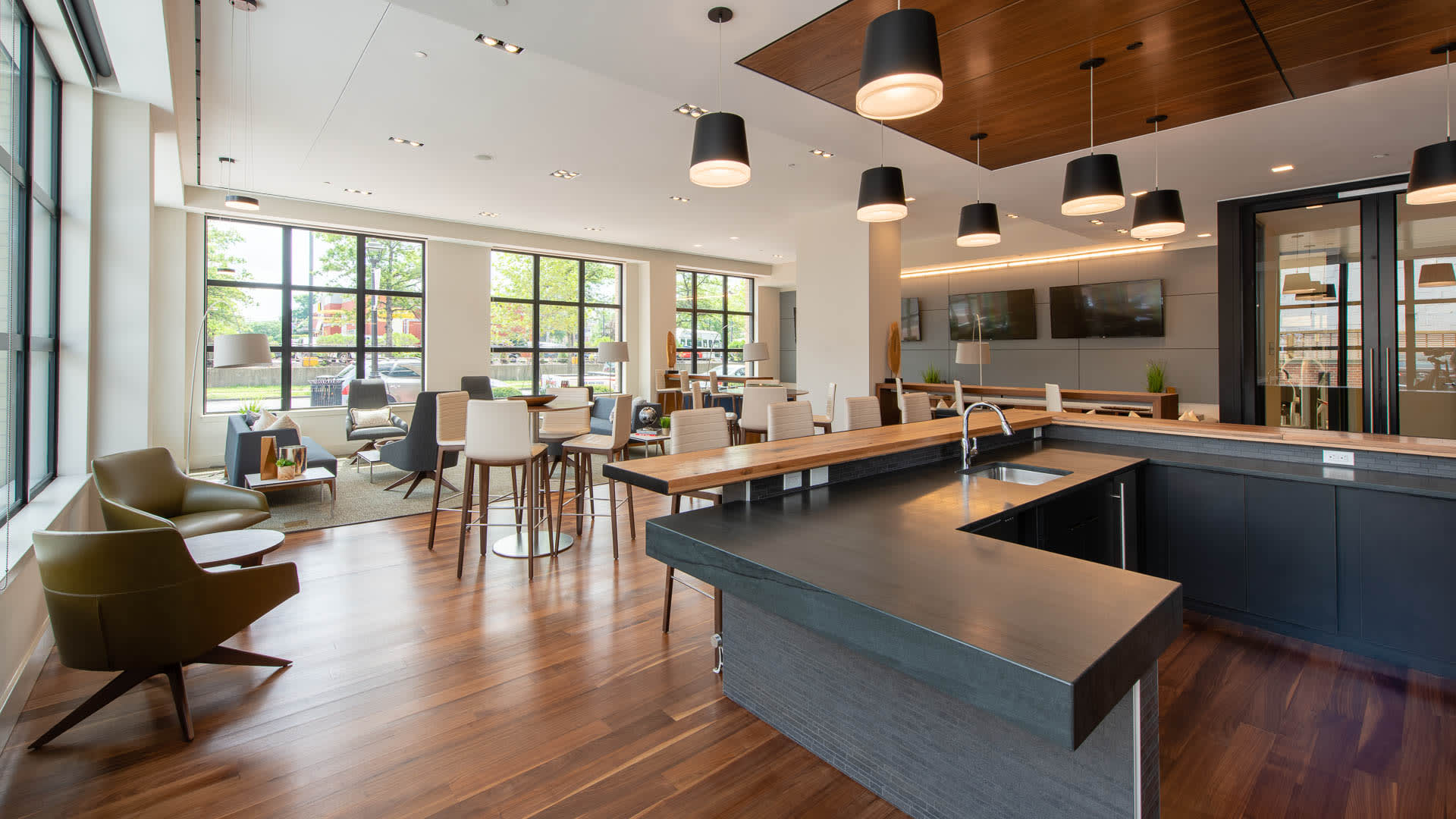 The Dalton Apartments - Resident Lounge 