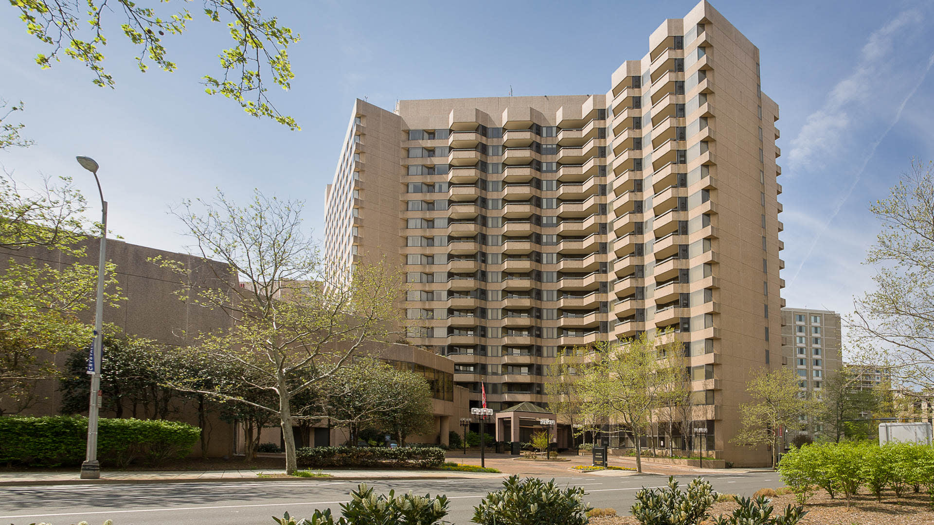 Marlowe Apartments - Building