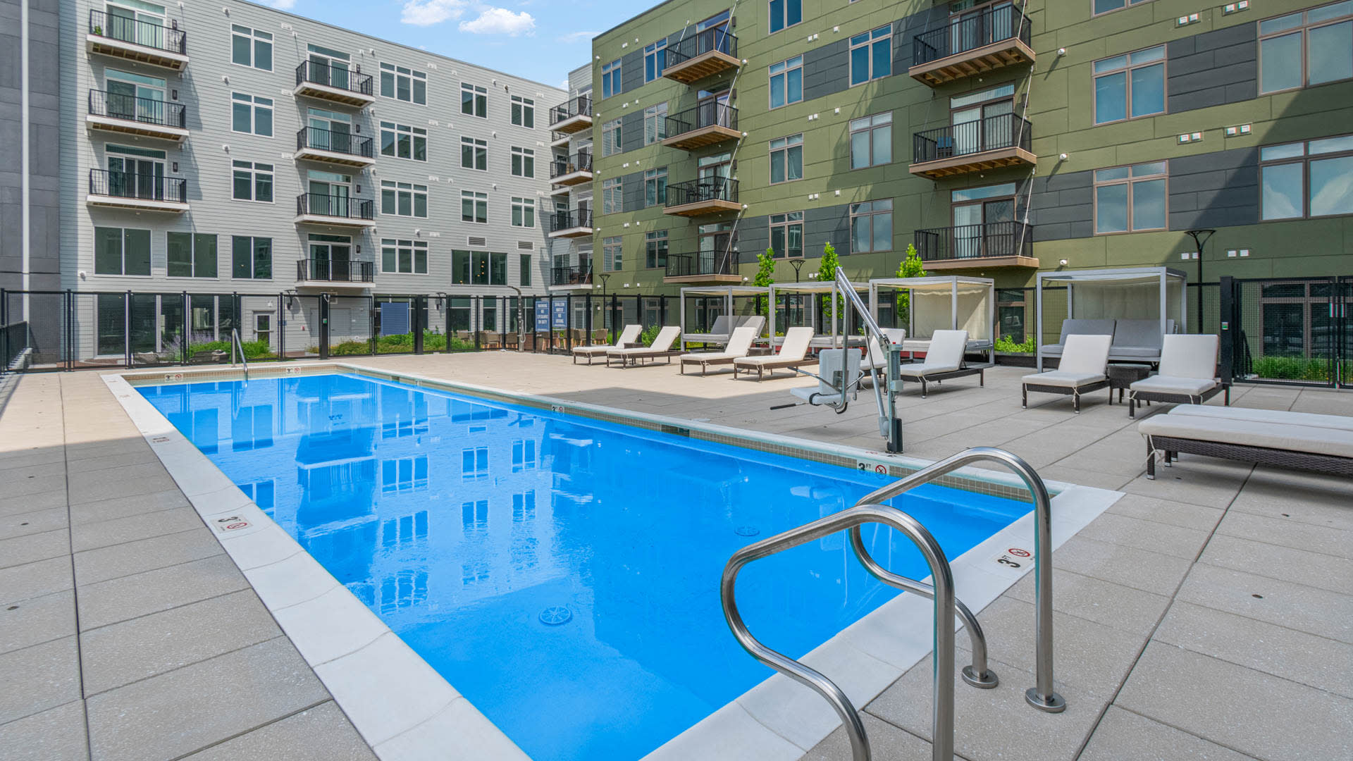 the reserve at burlington apartments swimming pool