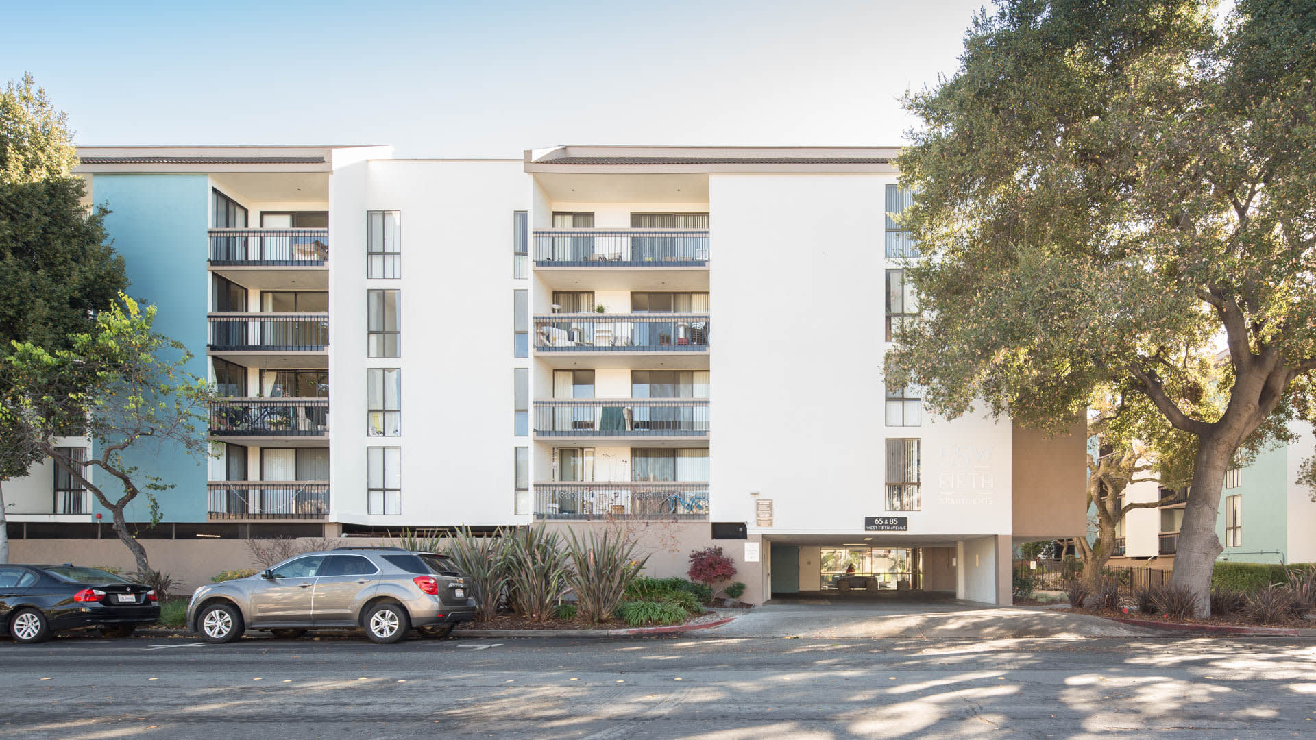 West 5th Apartments Exterior