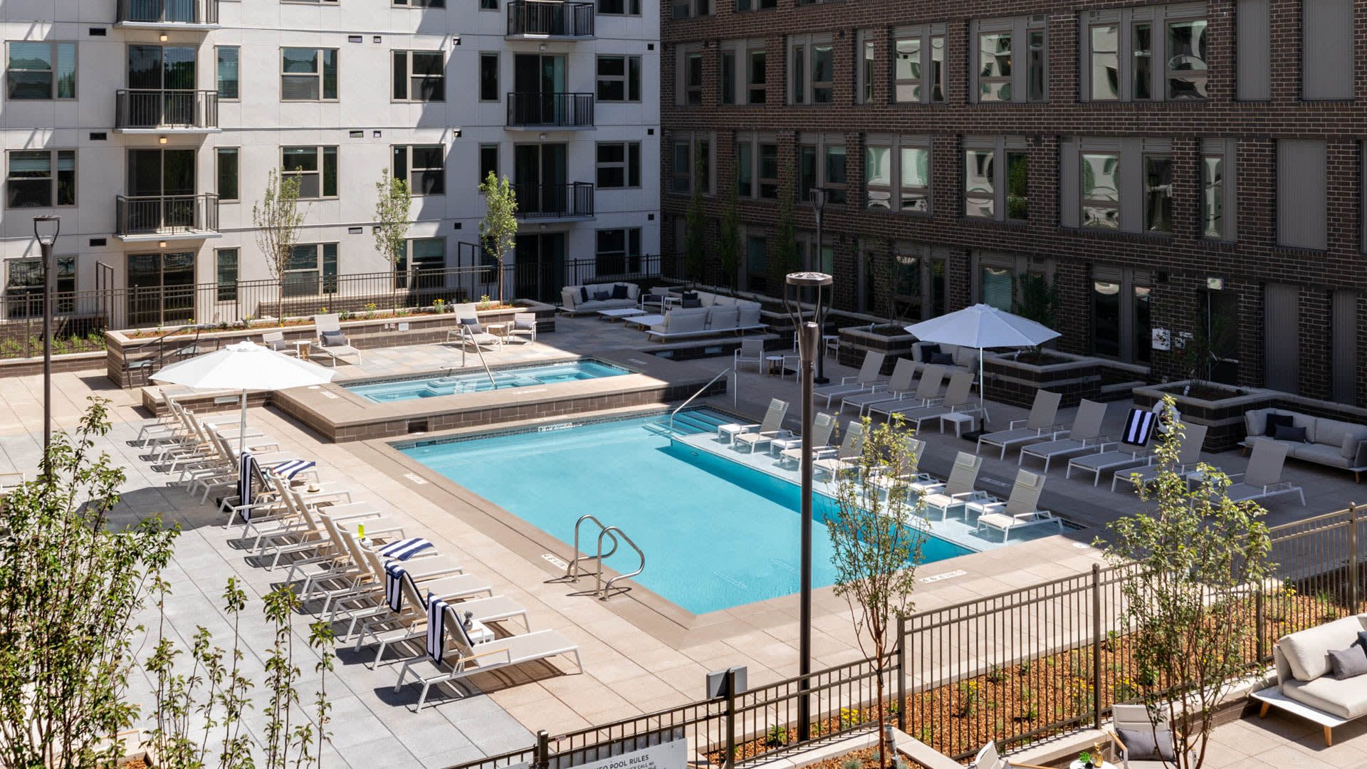 theo apartments located at 9 co in congress park equityapartments com