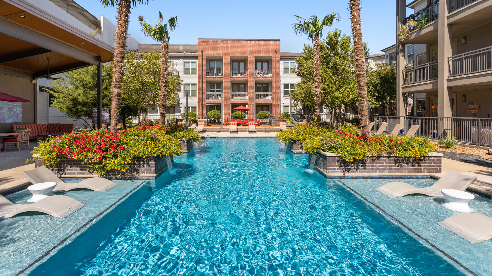 Union at Carrollton Square Apartments - Swimming Pool